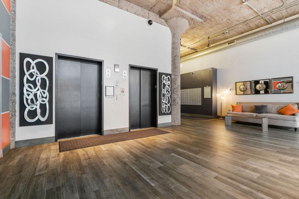 521 S 7th Street Unit: 619