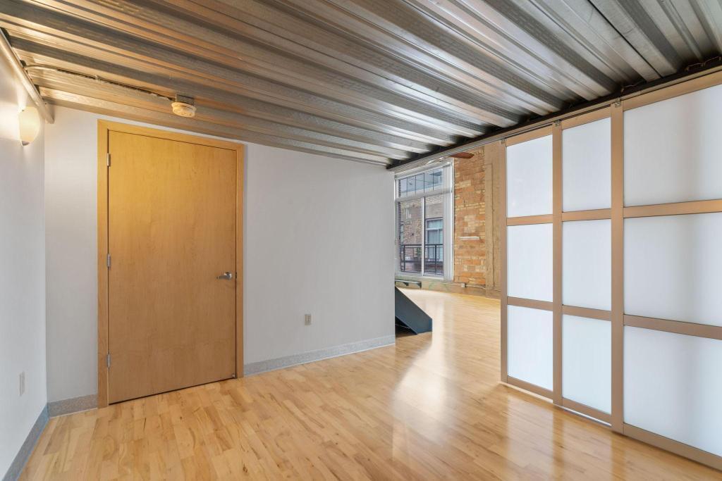 521 S 7th Street Unit: 619