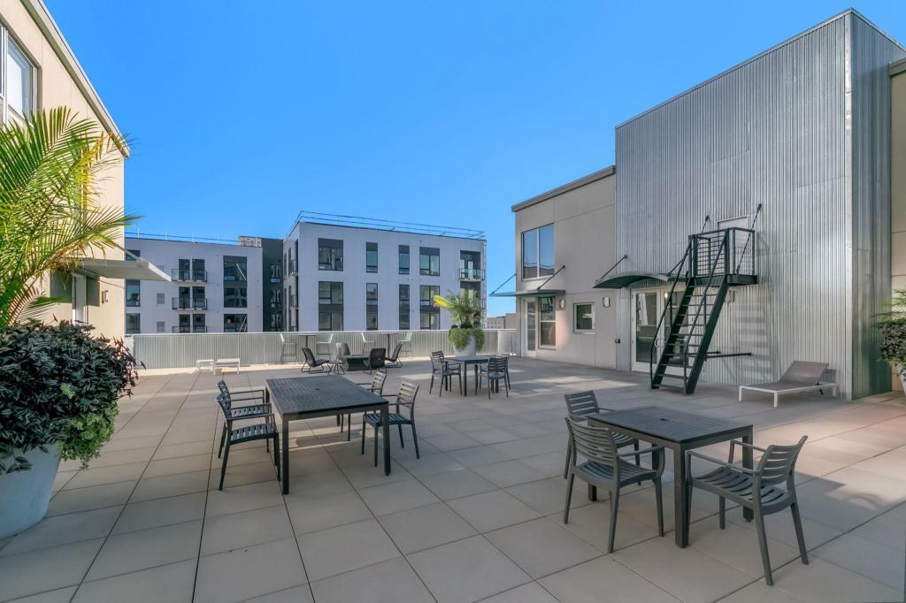 521 S 7th Street Unit: 619