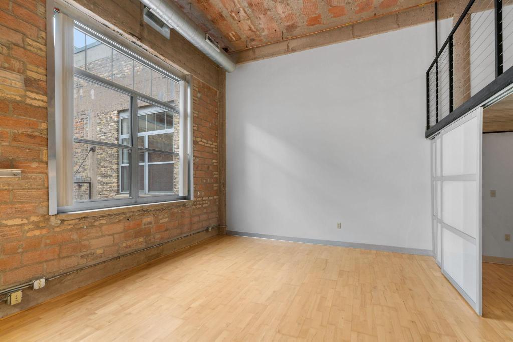 521 S 7th Street Unit: 619