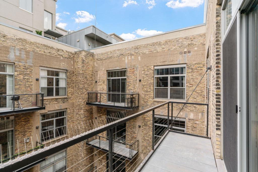 521 S 7th Street Unit: 619