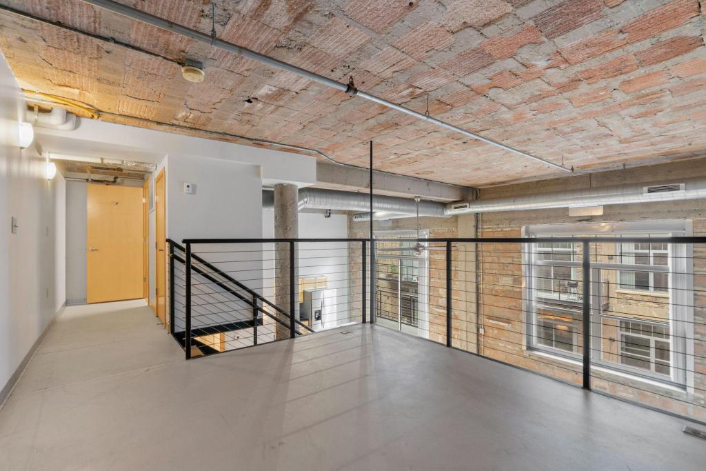 521 S 7th Street Unit: 619