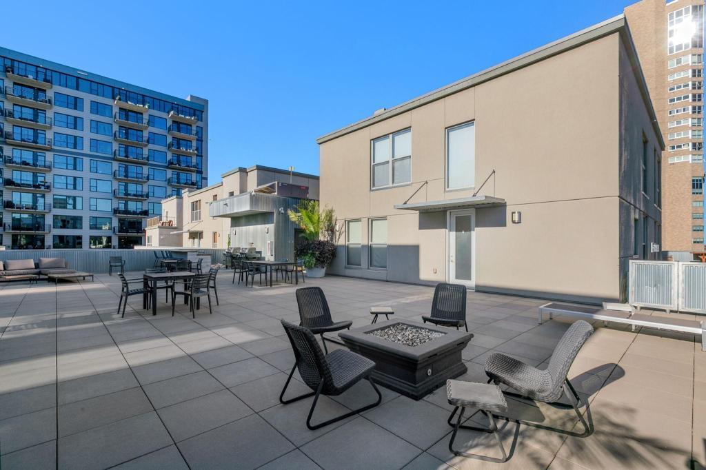 521 S 7th Street Unit: 619