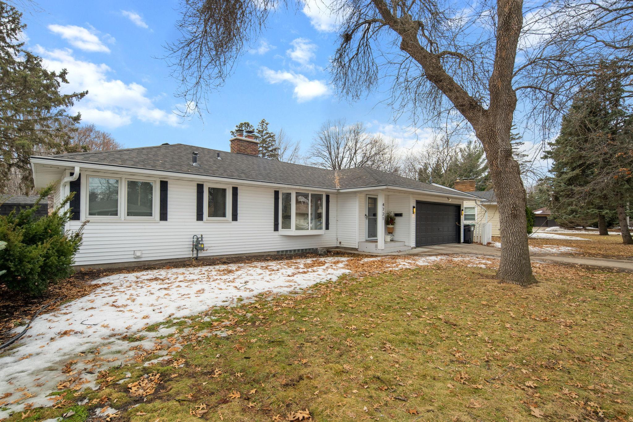 4721 Valley View Road