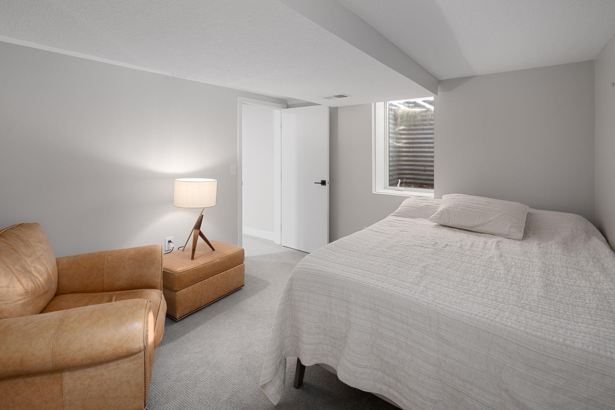 4721 Valley View Road