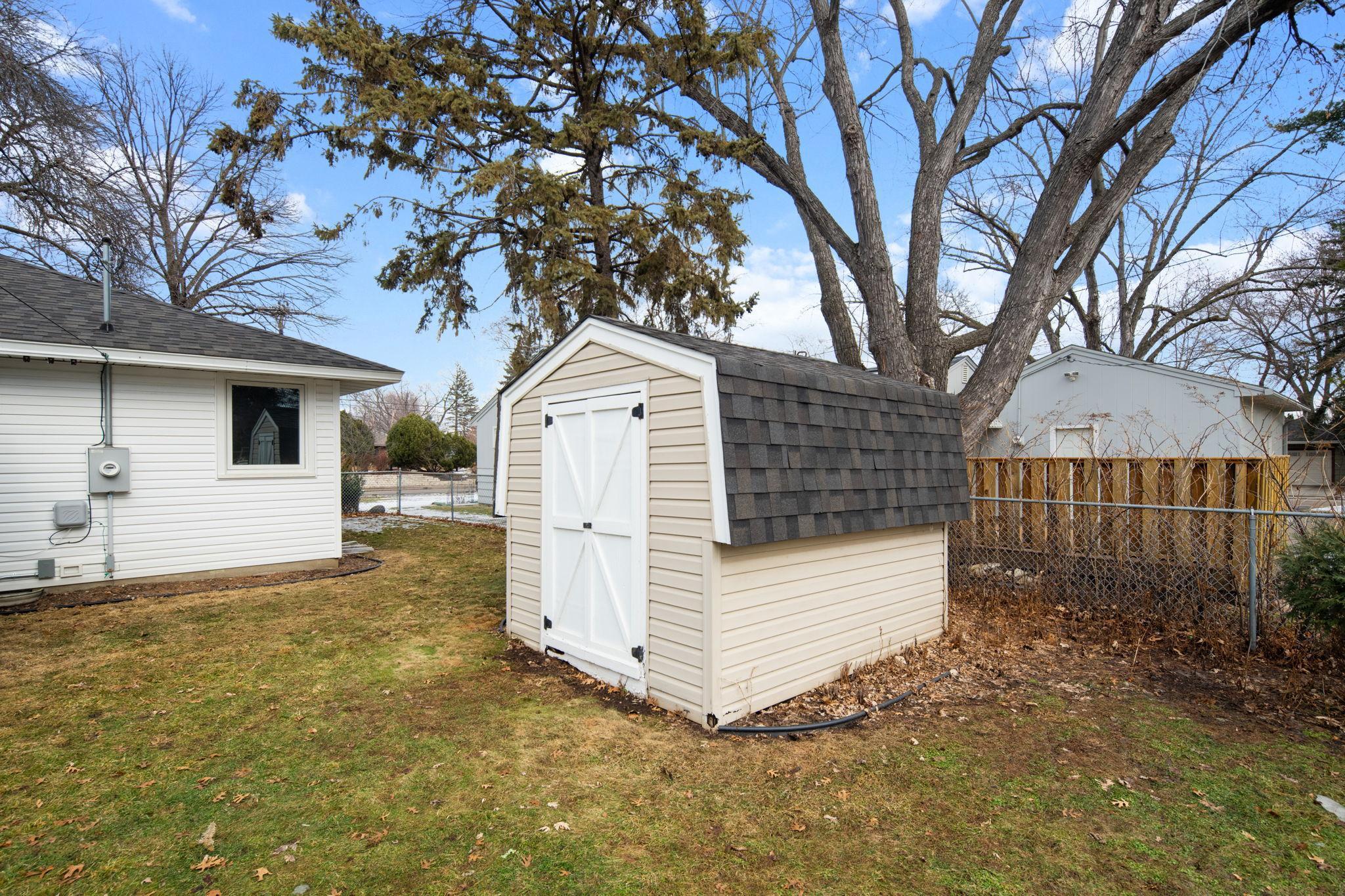 4721 Valley View Road