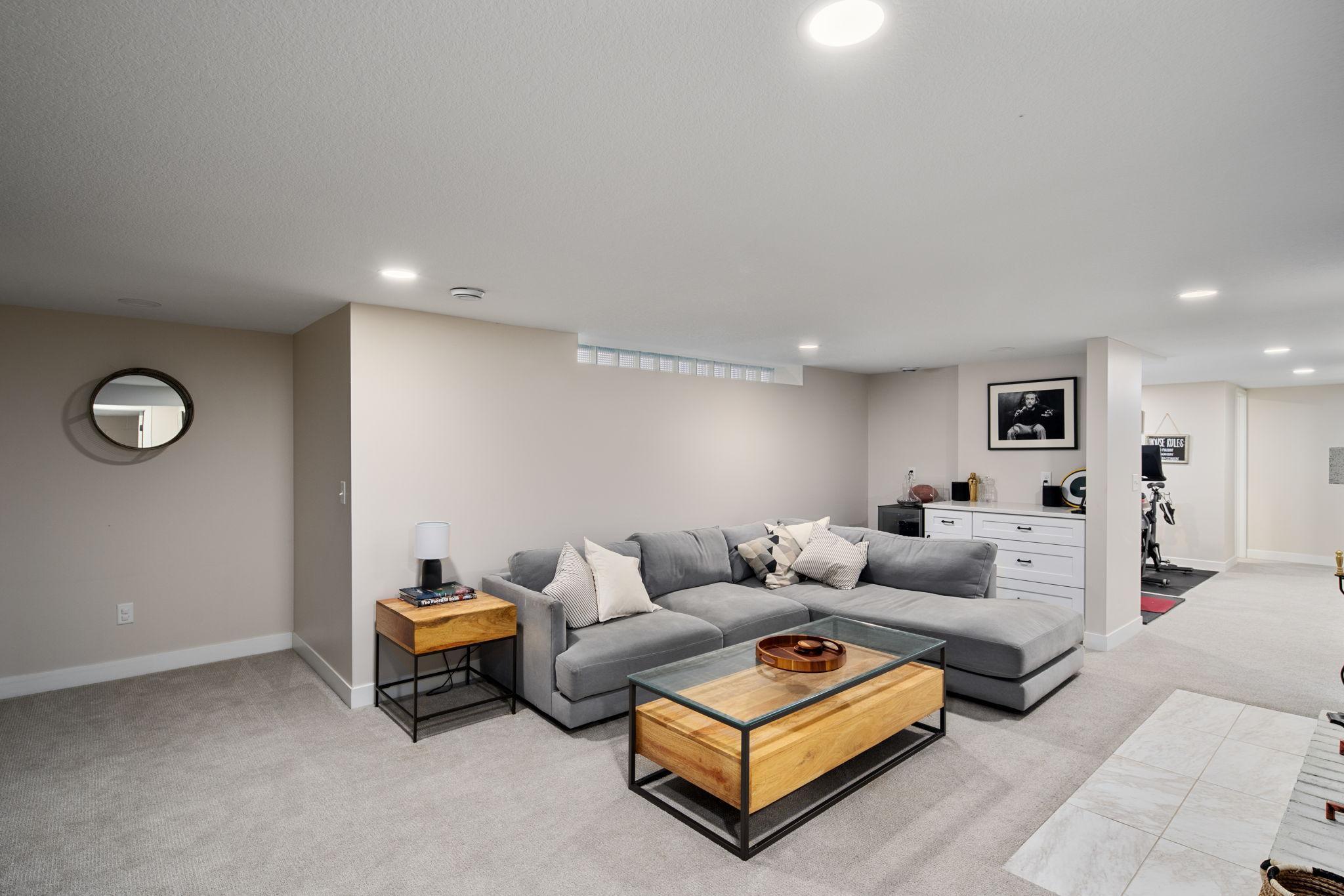 4721 Valley View Road