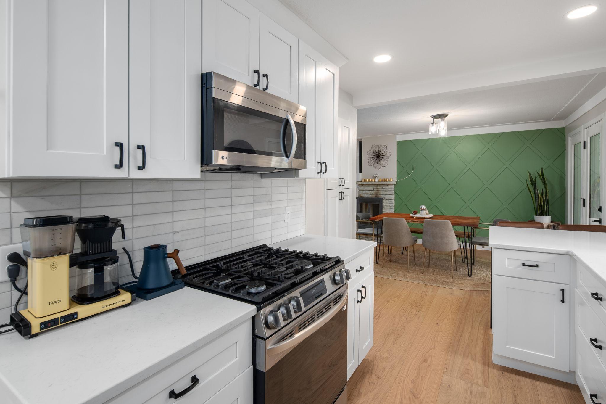 4721 Valley View Road