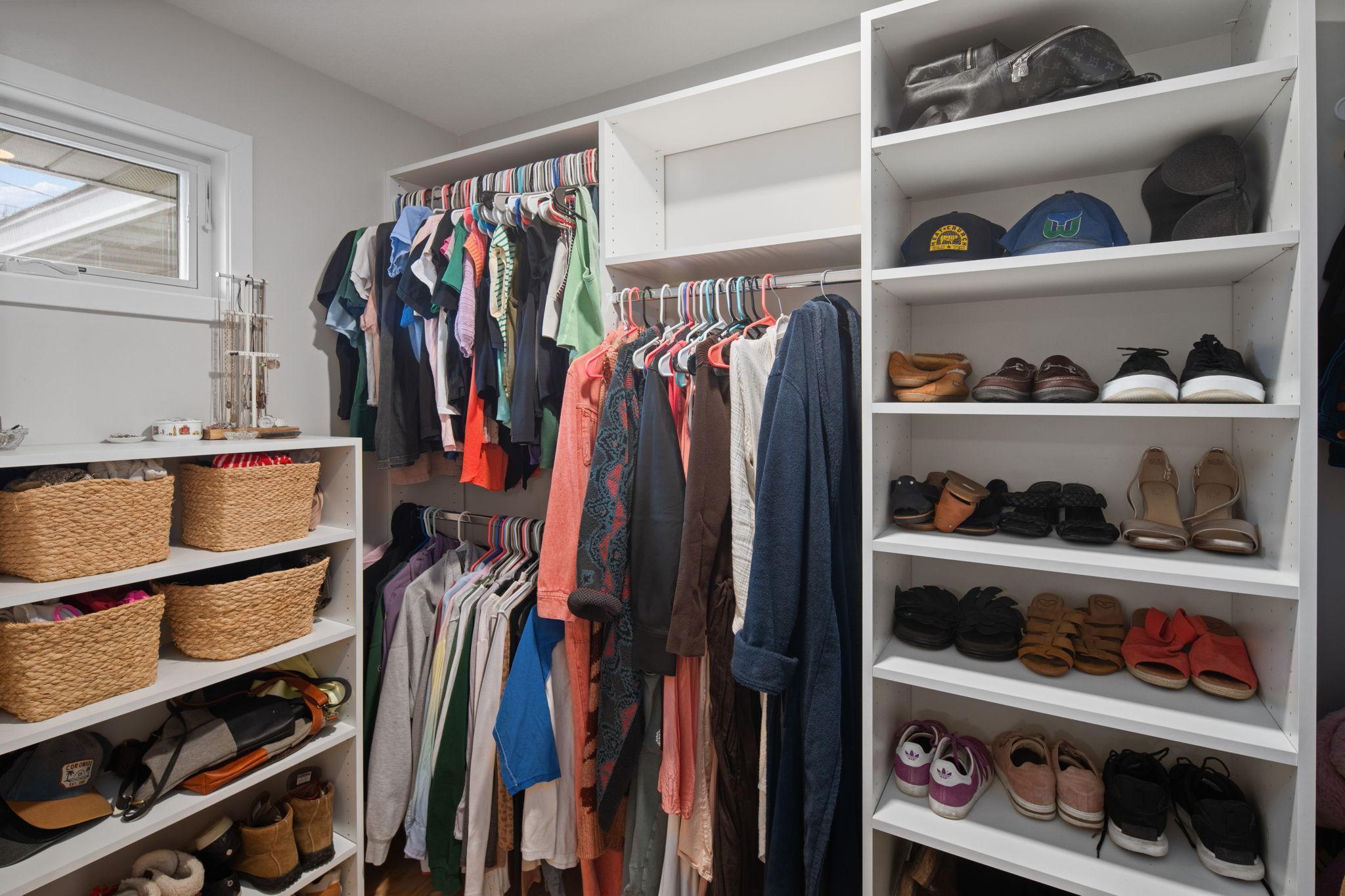 4721 Valley View Road