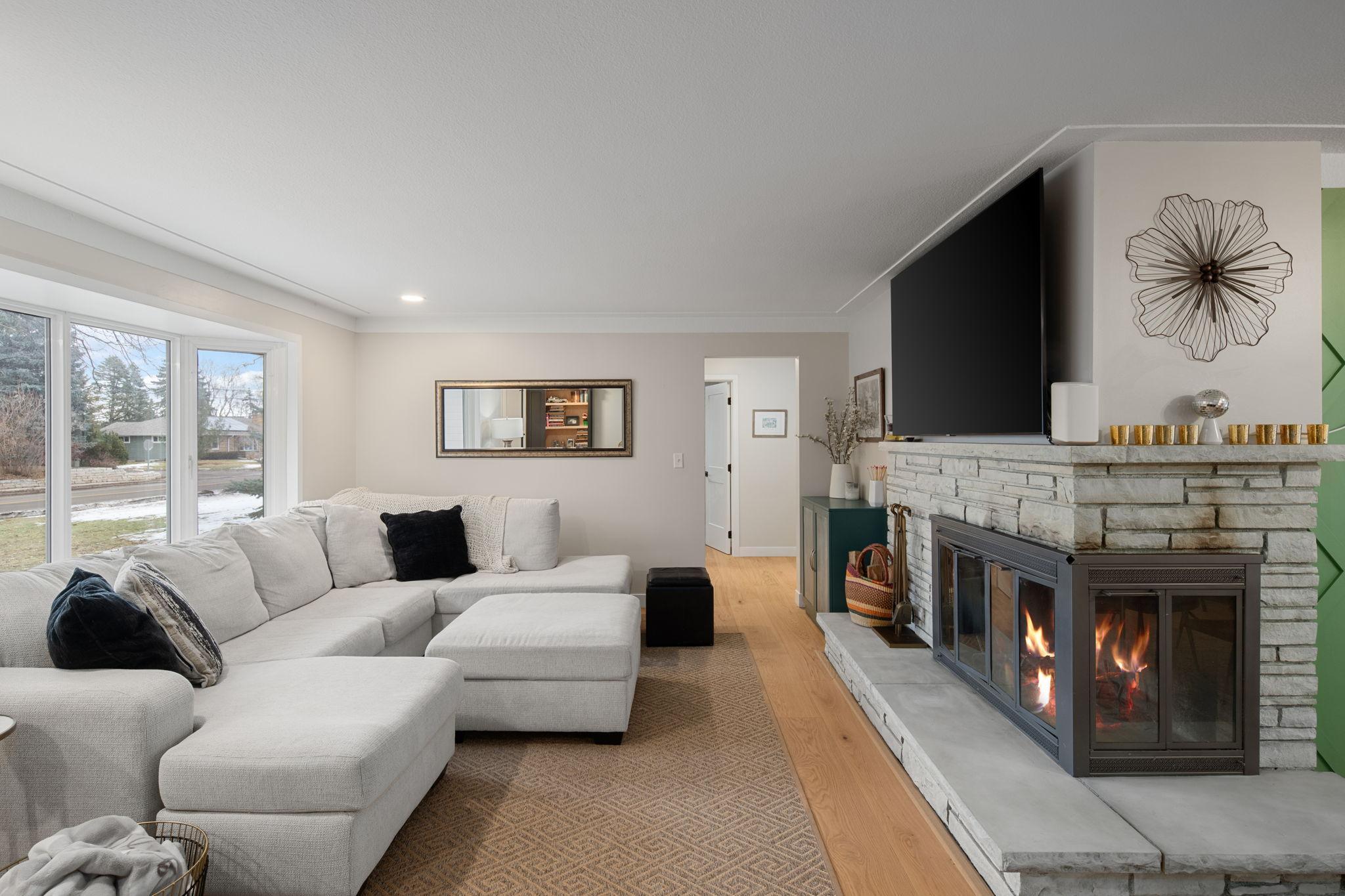 4721 Valley View Road