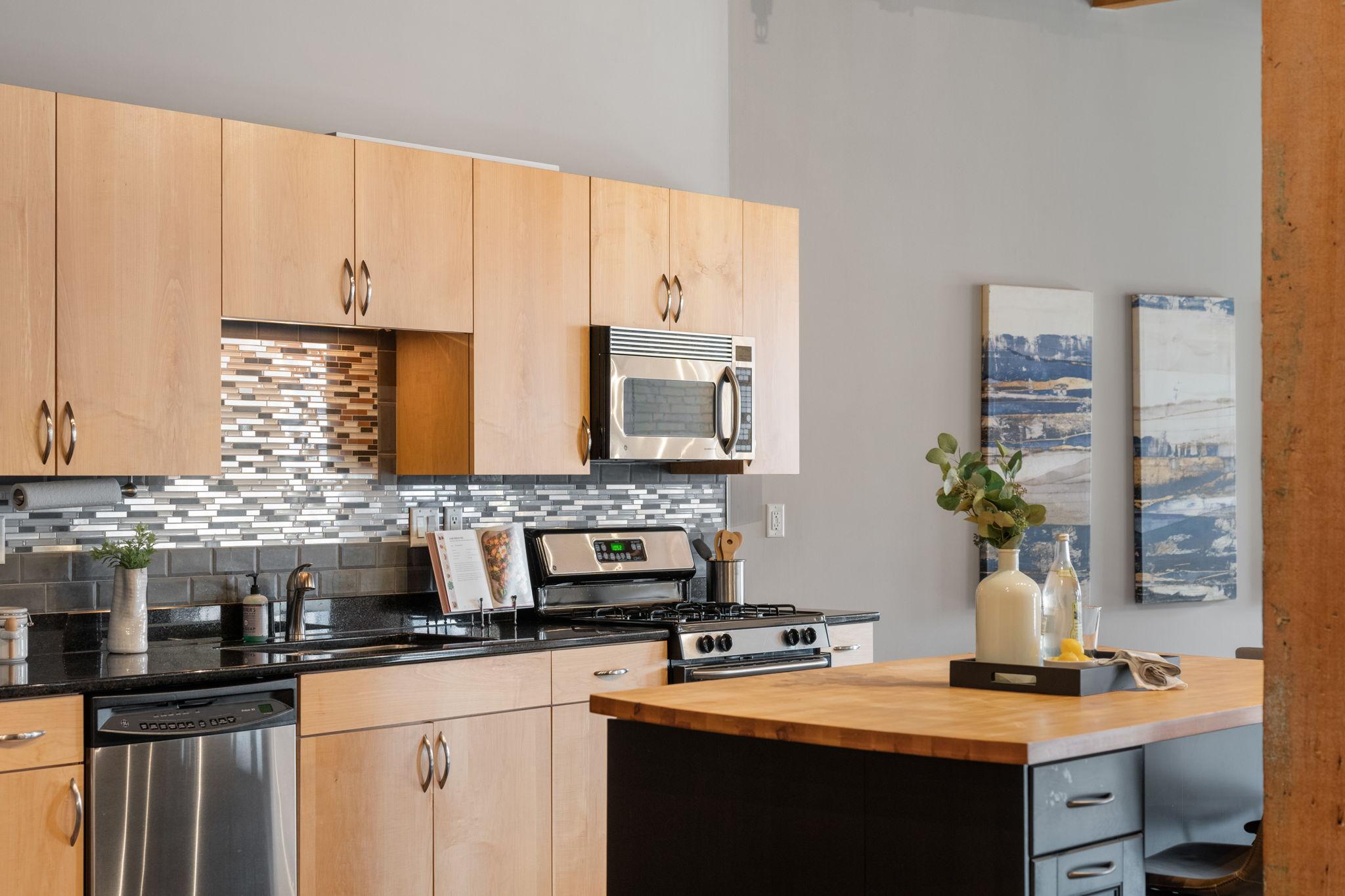 404 Washington Avenue N Unit: 104