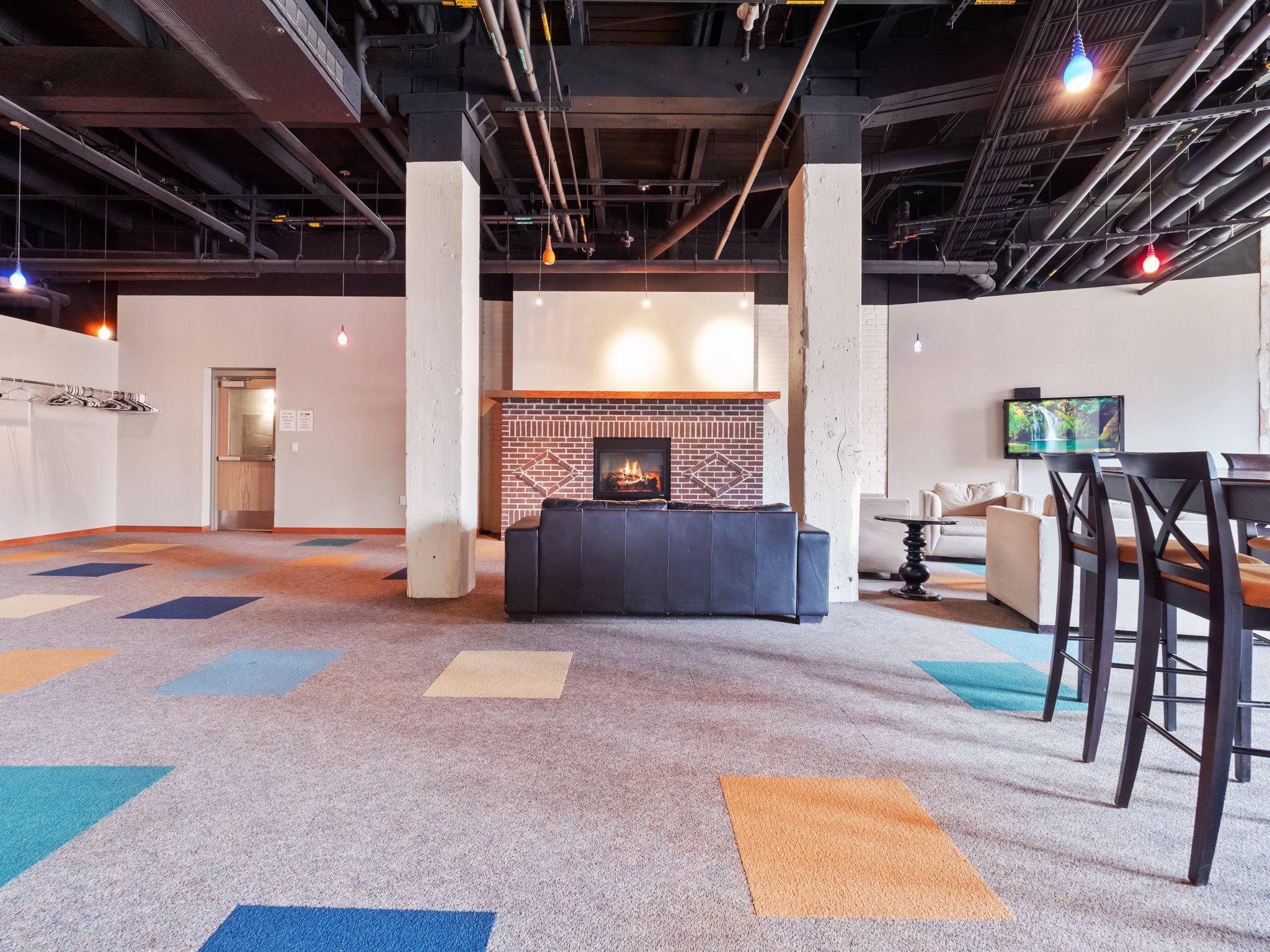 404 Washington Avenue N Unit: 104