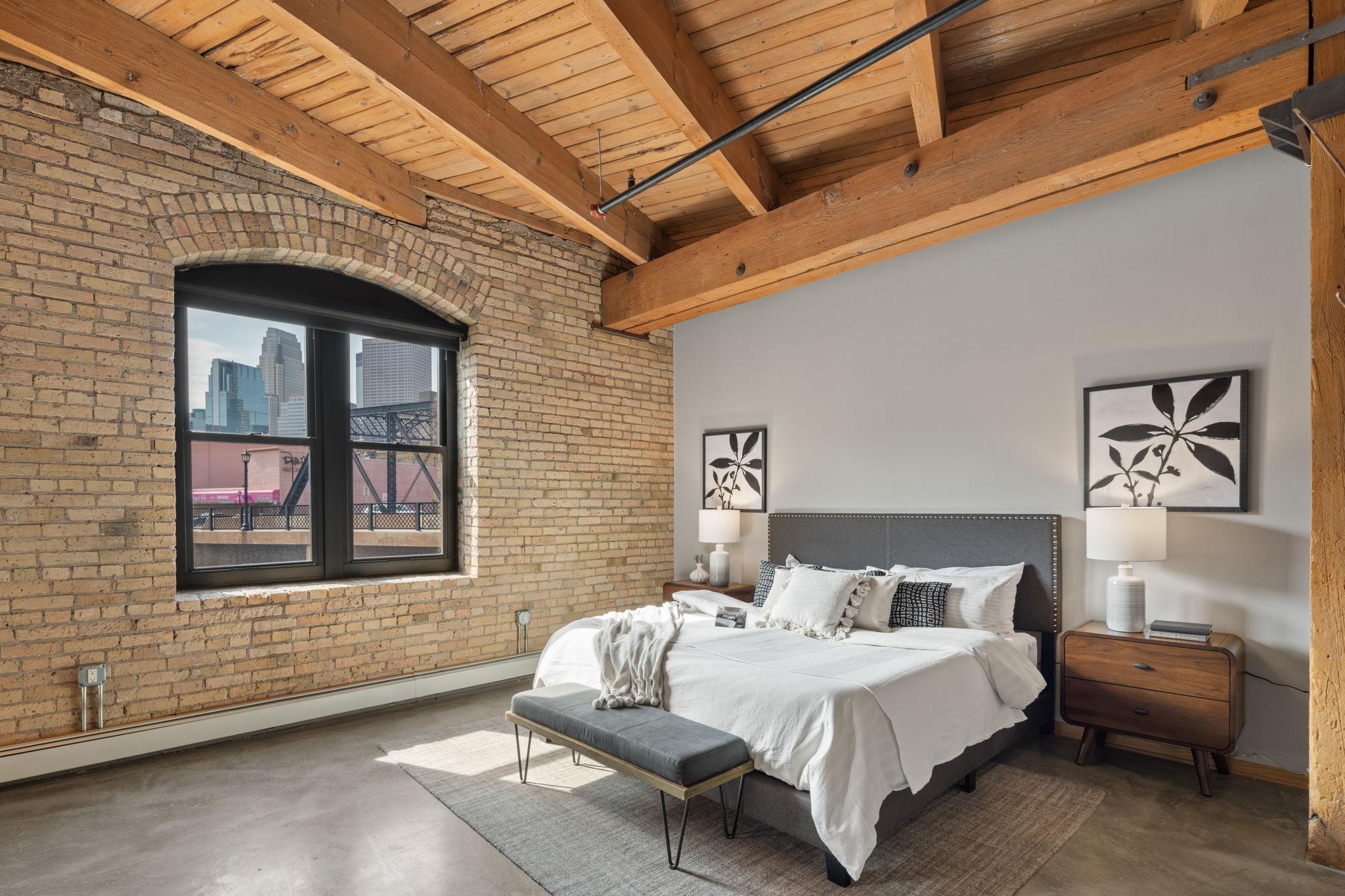 404 Washington Avenue N Unit: 104