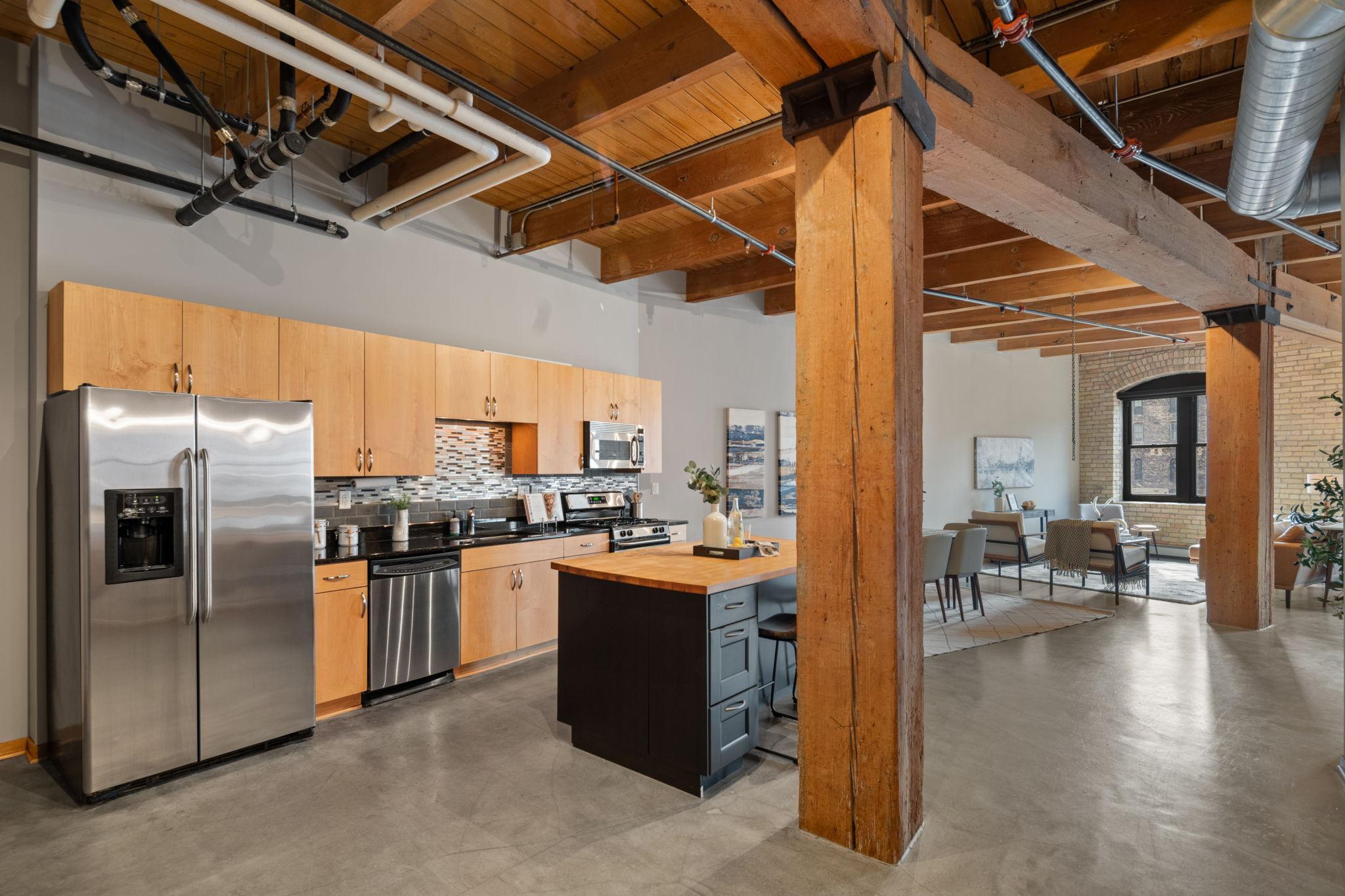 404 Washington Avenue N Unit: 104