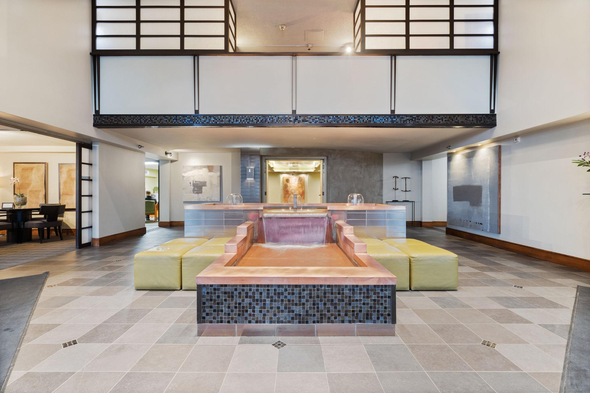 401 S 1st Street Unit: 816