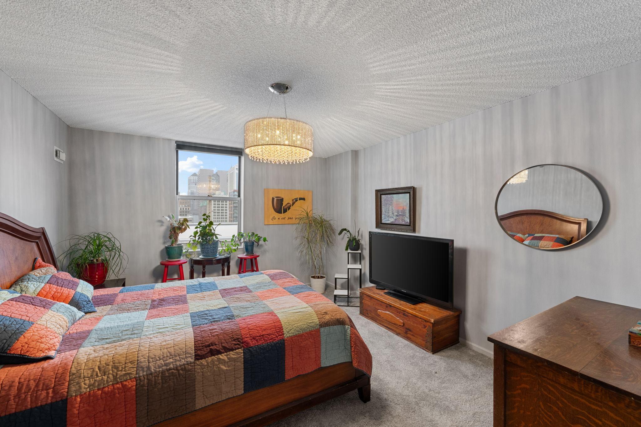 401 S 1st Street Unit: 816