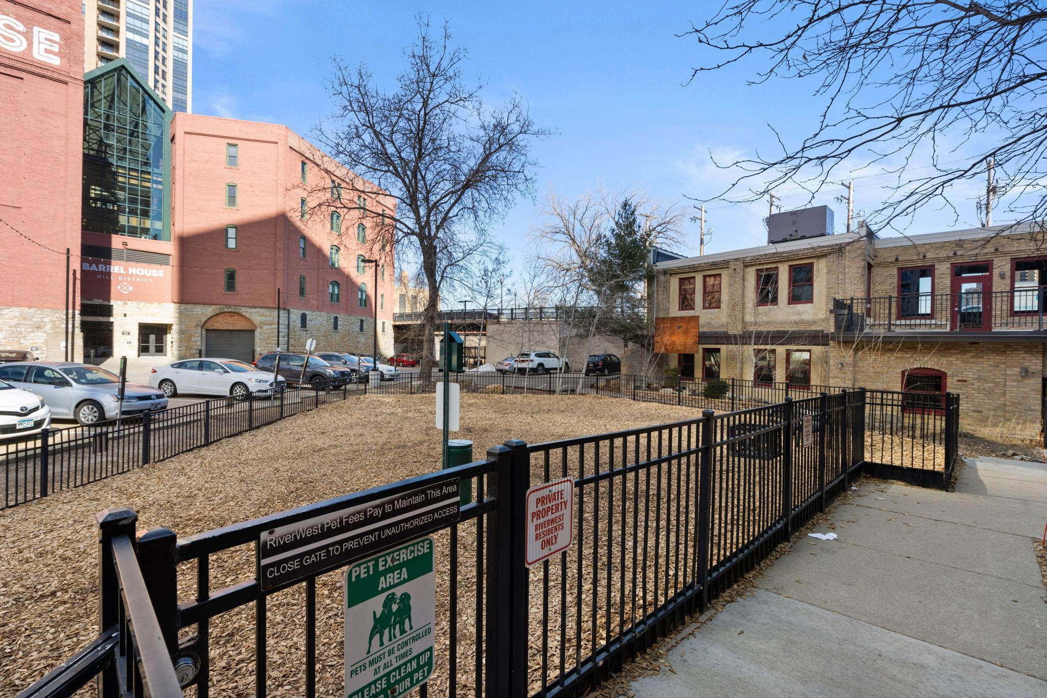 401 S 1st Street Unit: 816