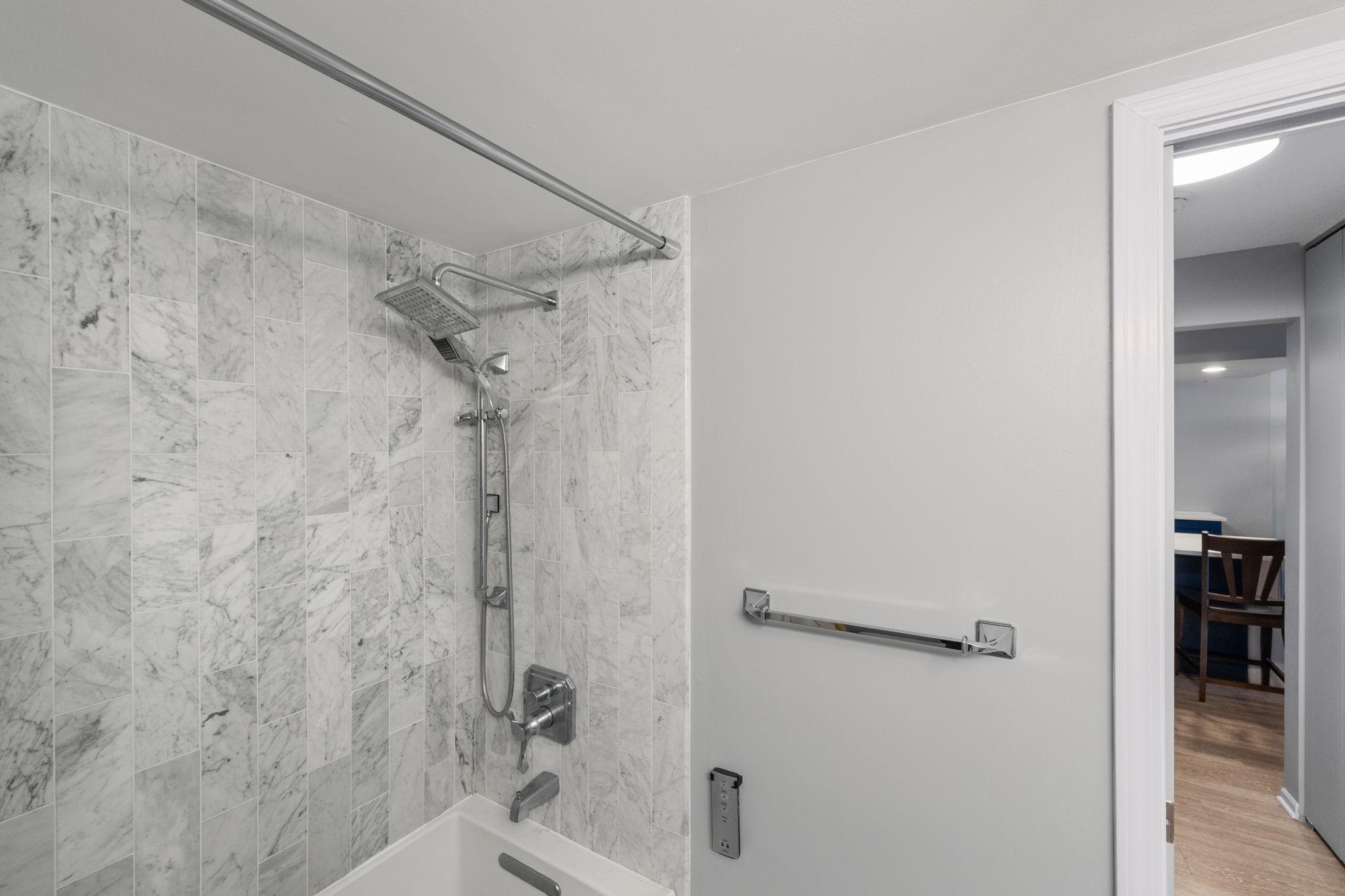 401 S 1st Street Unit: 816