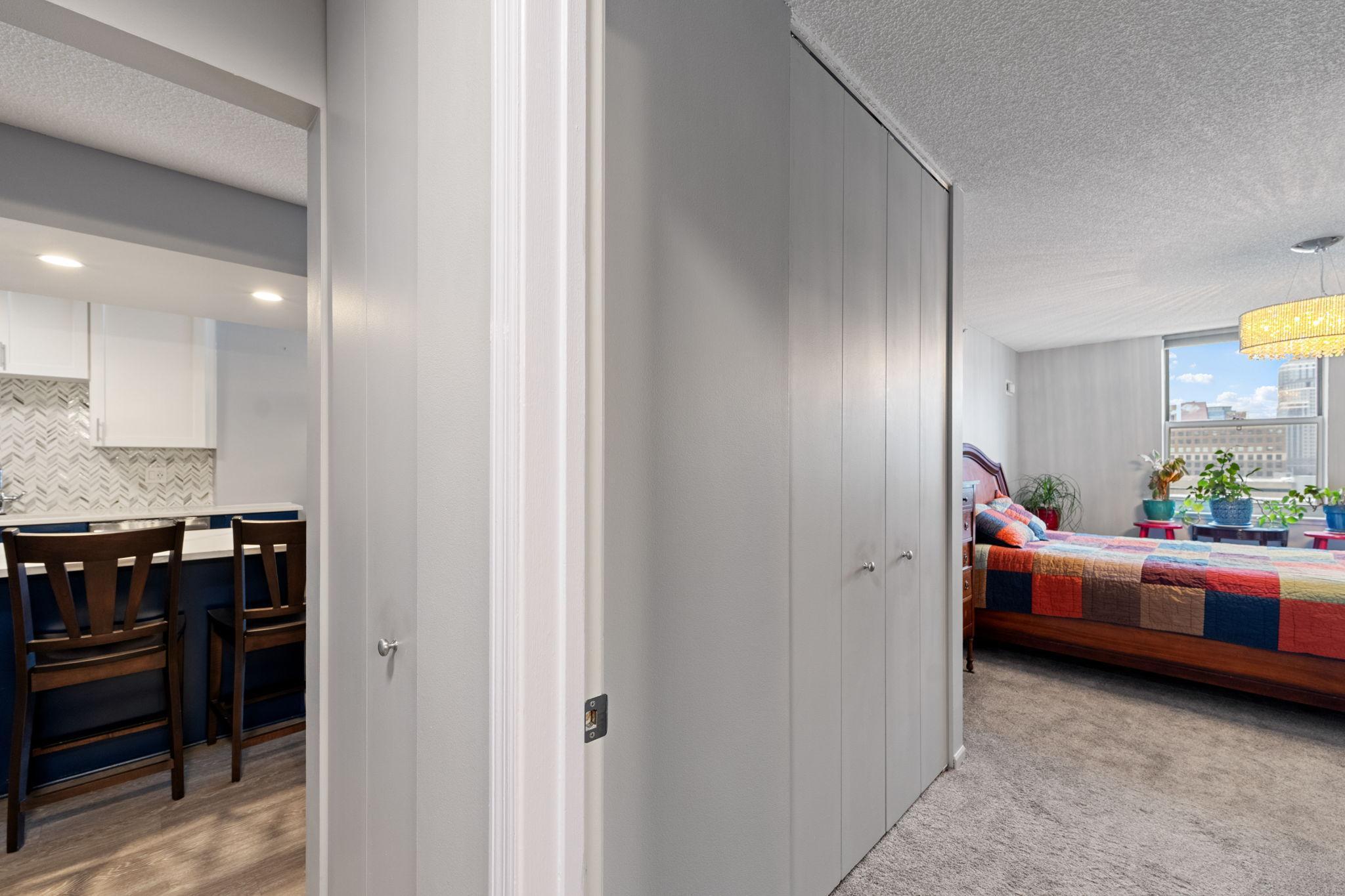 401 S 1st Street Unit: 816