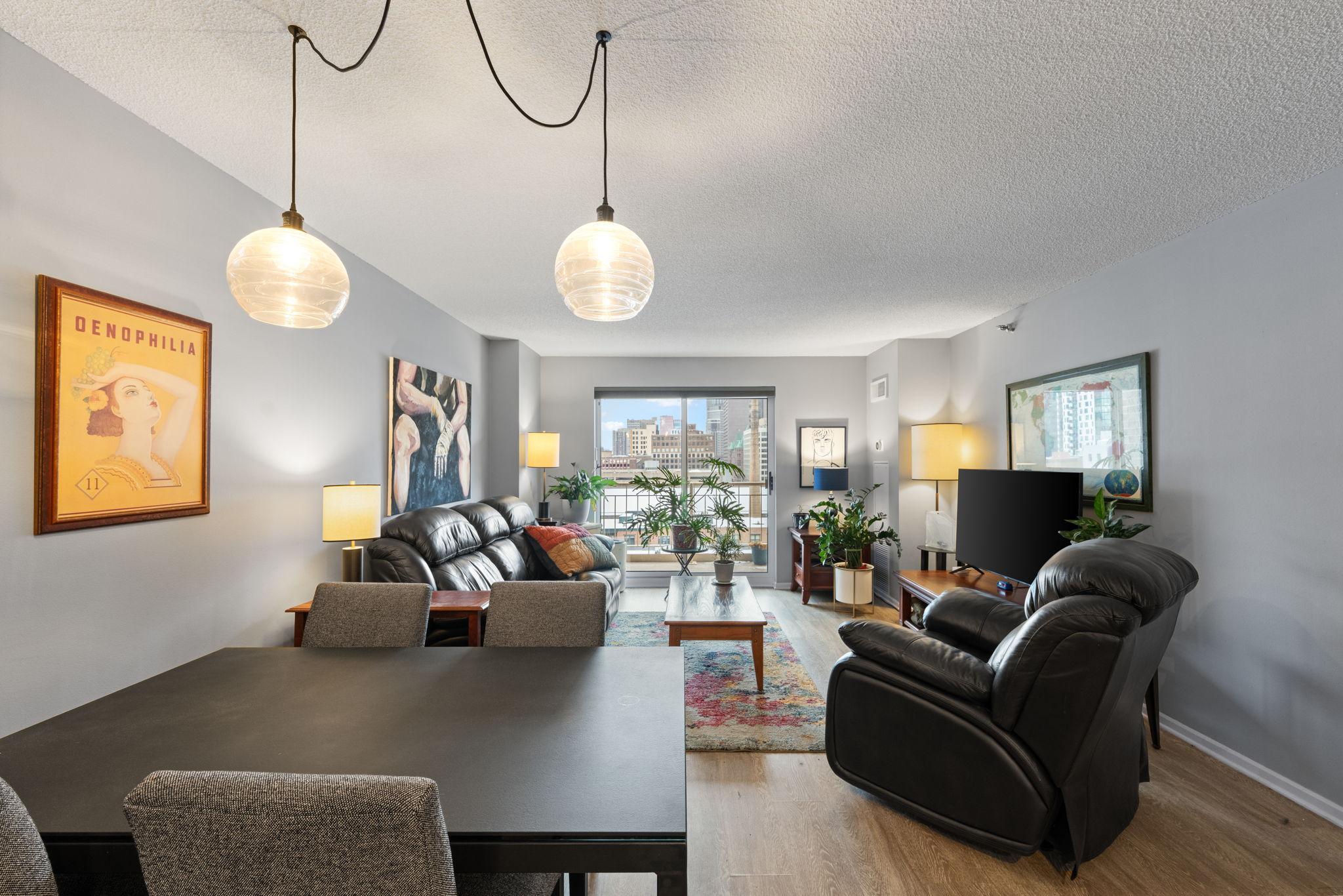 401 S 1st Street Unit: 816