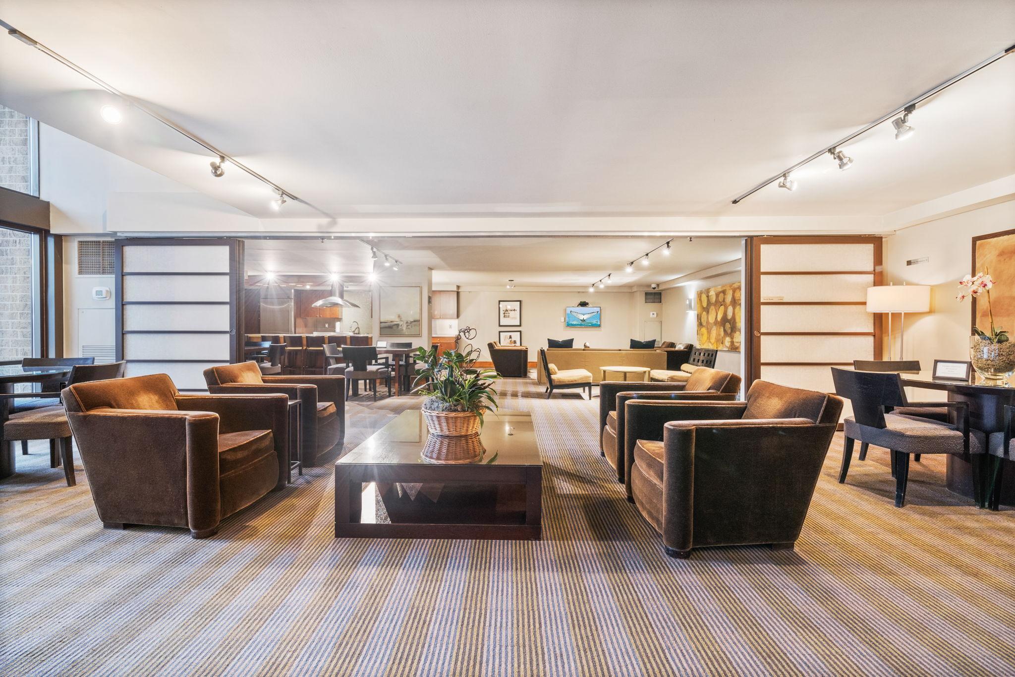 401 S 1st Street Unit: 816