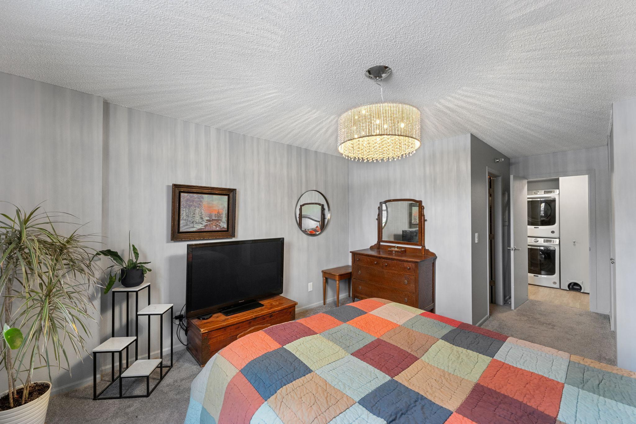 401 S 1st Street Unit: 816