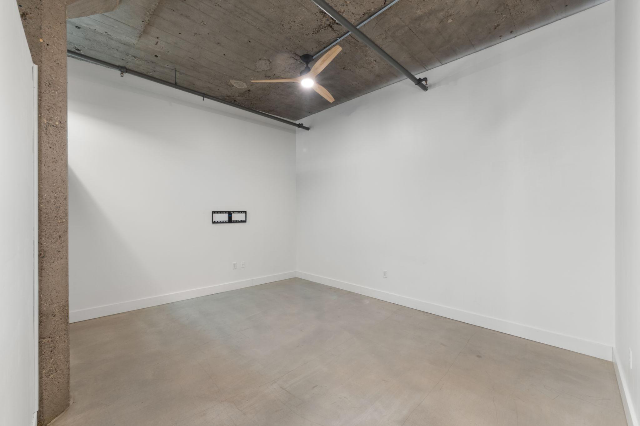 718 Washington Avenue N Unit: 502