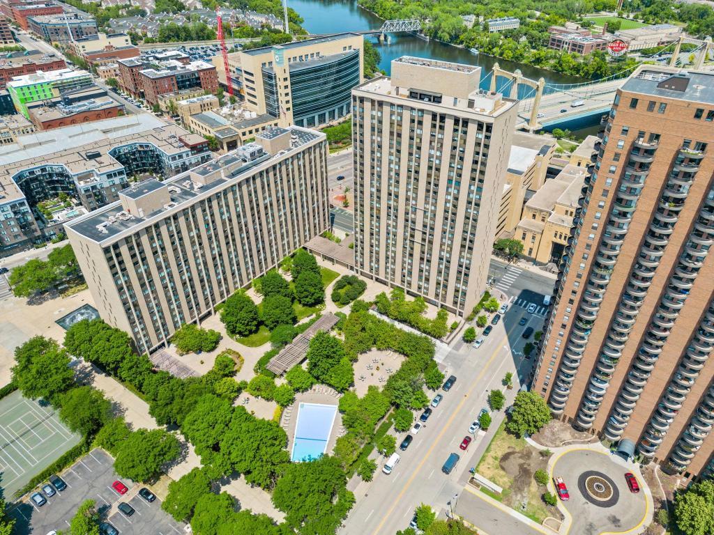 19 S 1st Street Unit: B1503