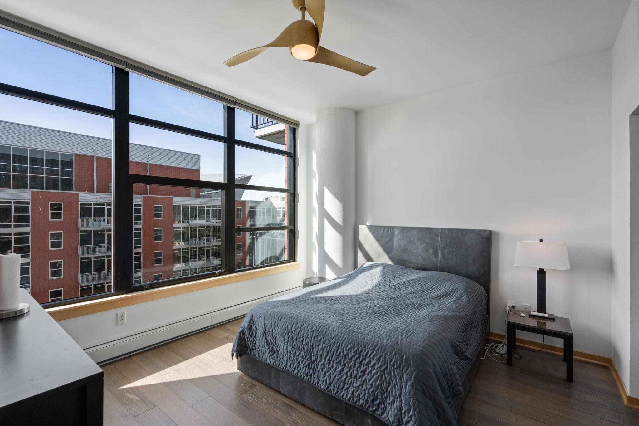 215 10th Avenue S Unit: 703