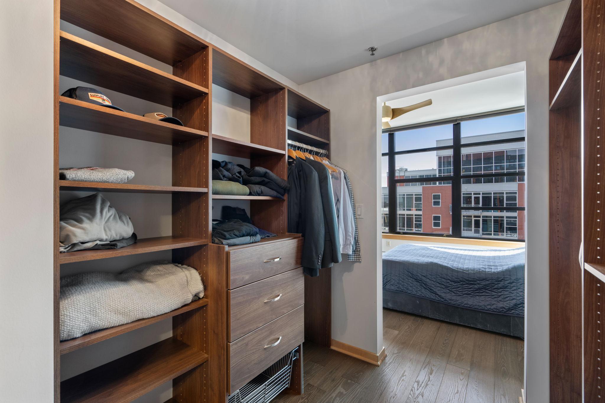 215 10th Avenue S Unit: 703