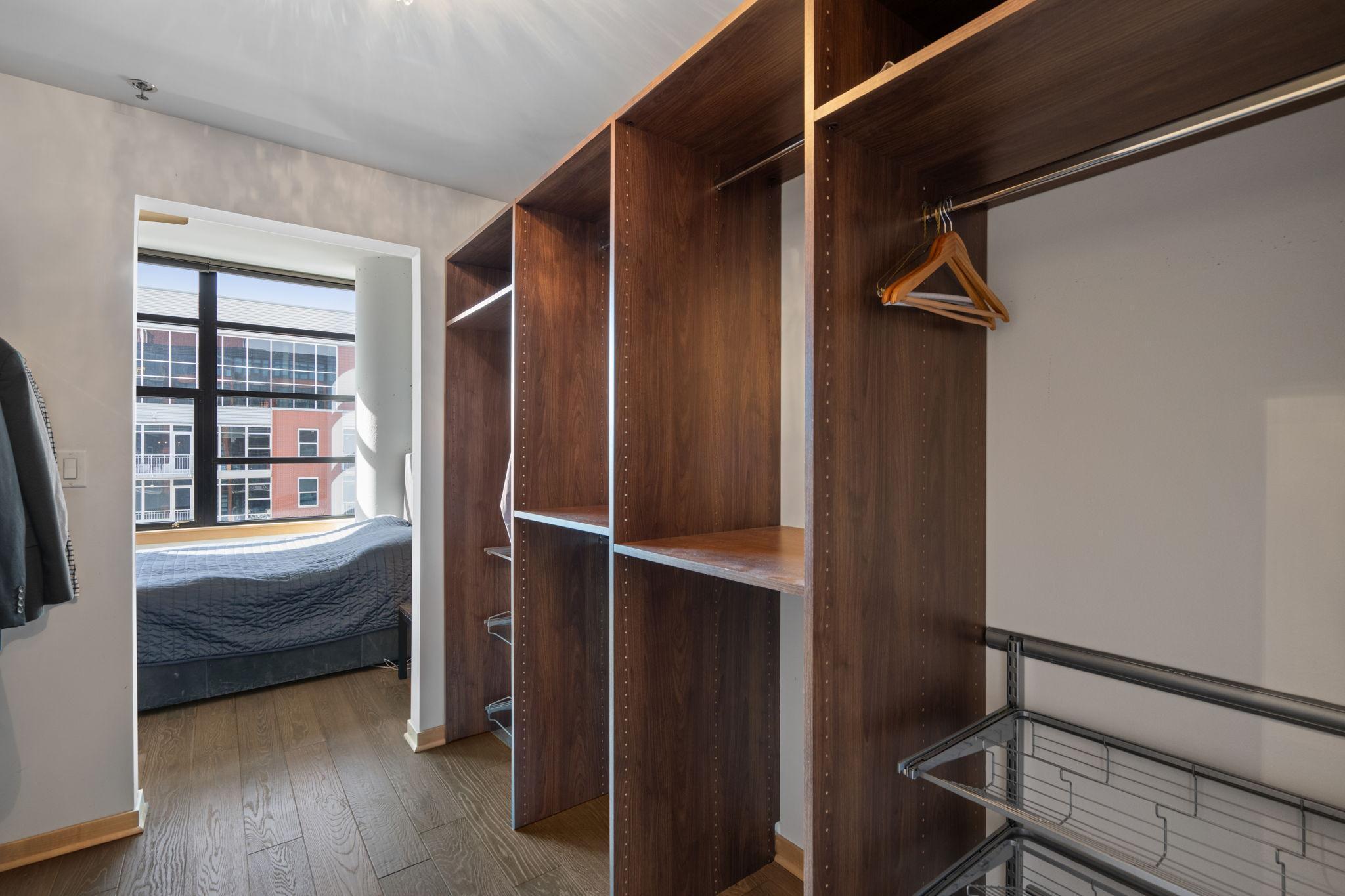 215 10th Avenue S Unit: 703