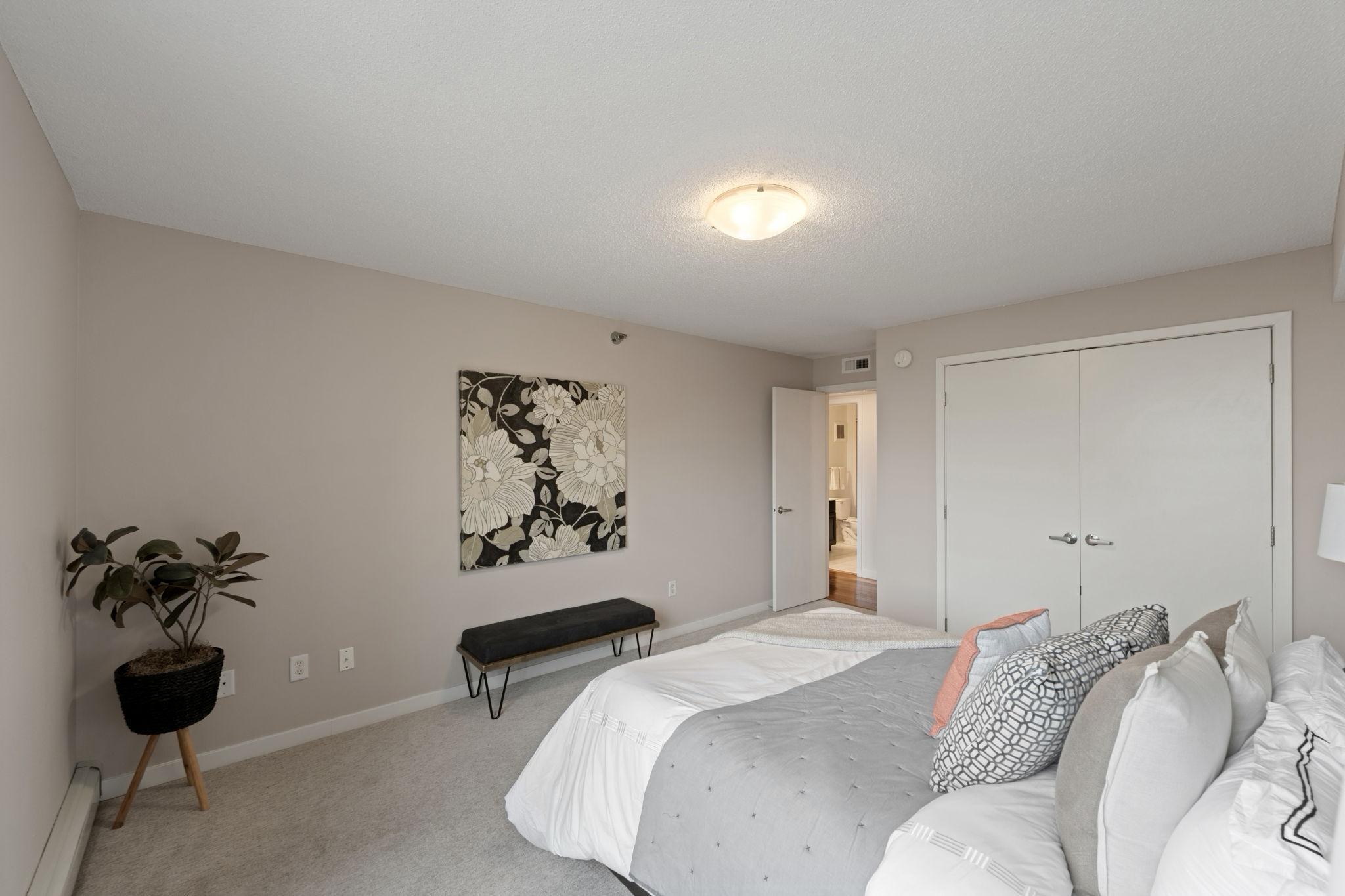 48 Groveland Terrace Unit: B307