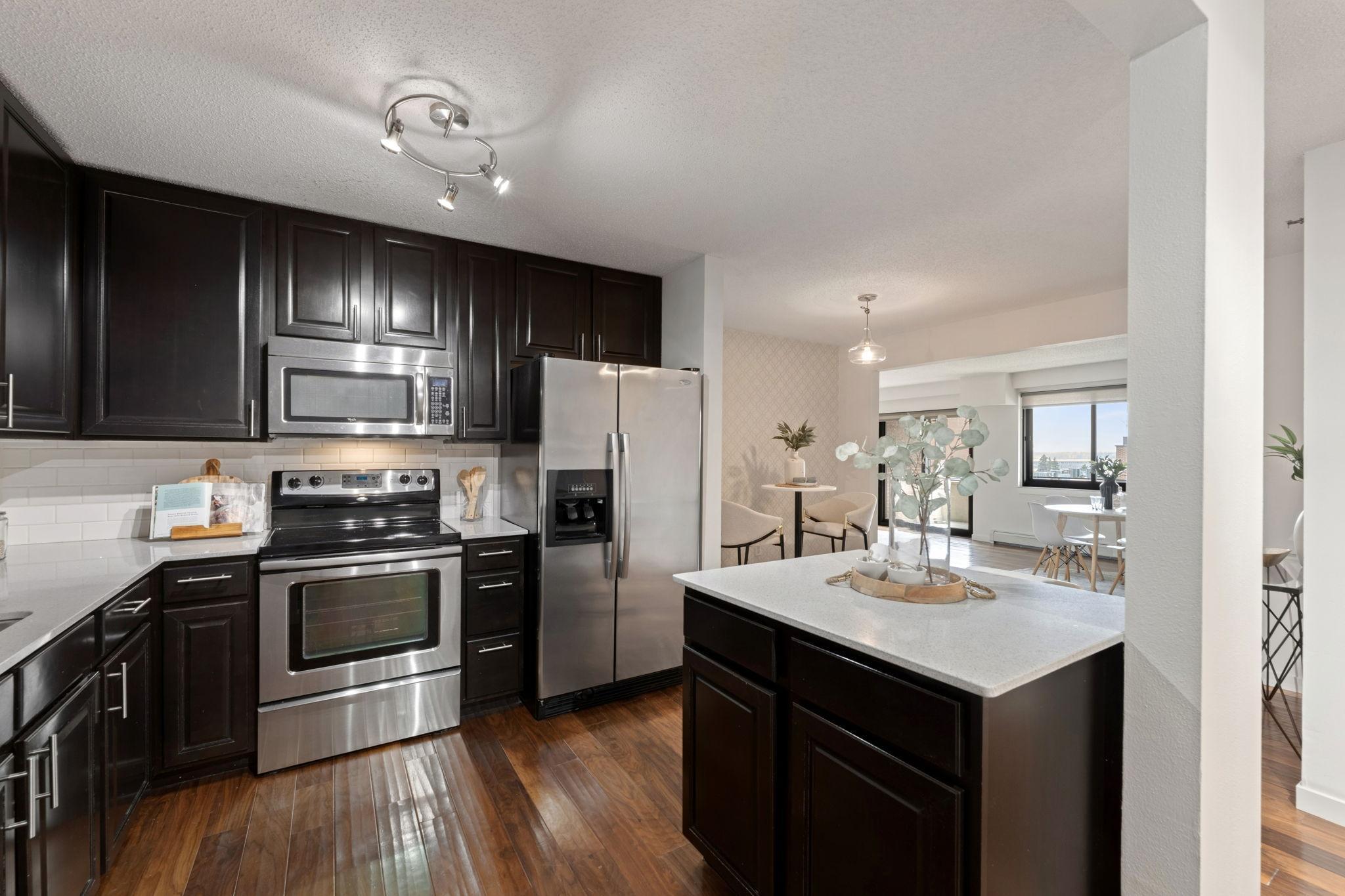 48 Groveland Terrace Unit: B307