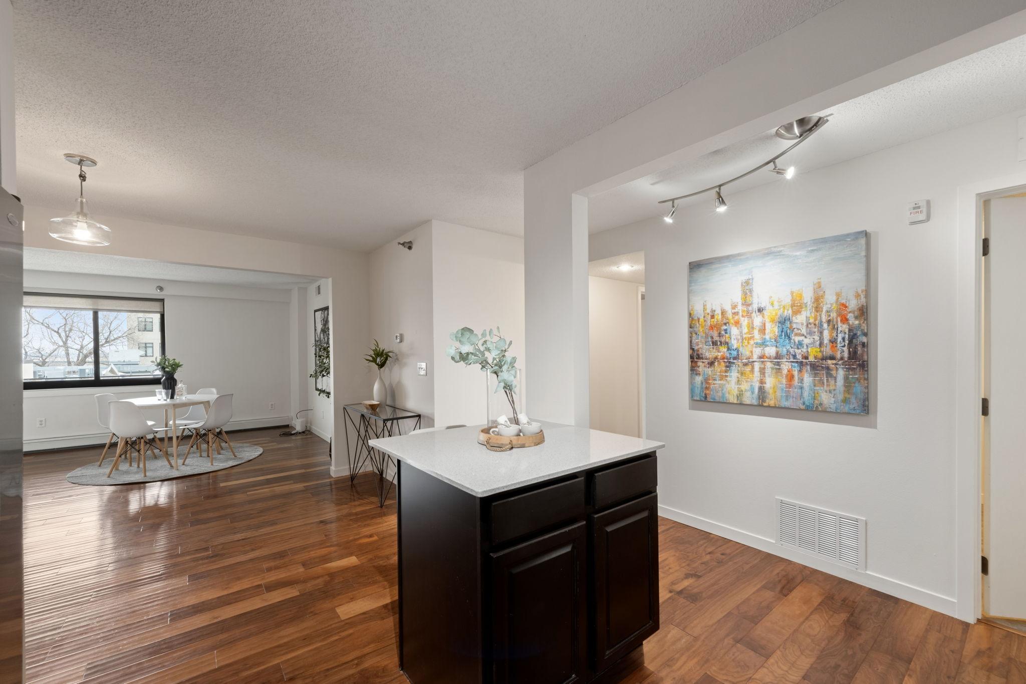 48 Groveland Terrace Unit: B307