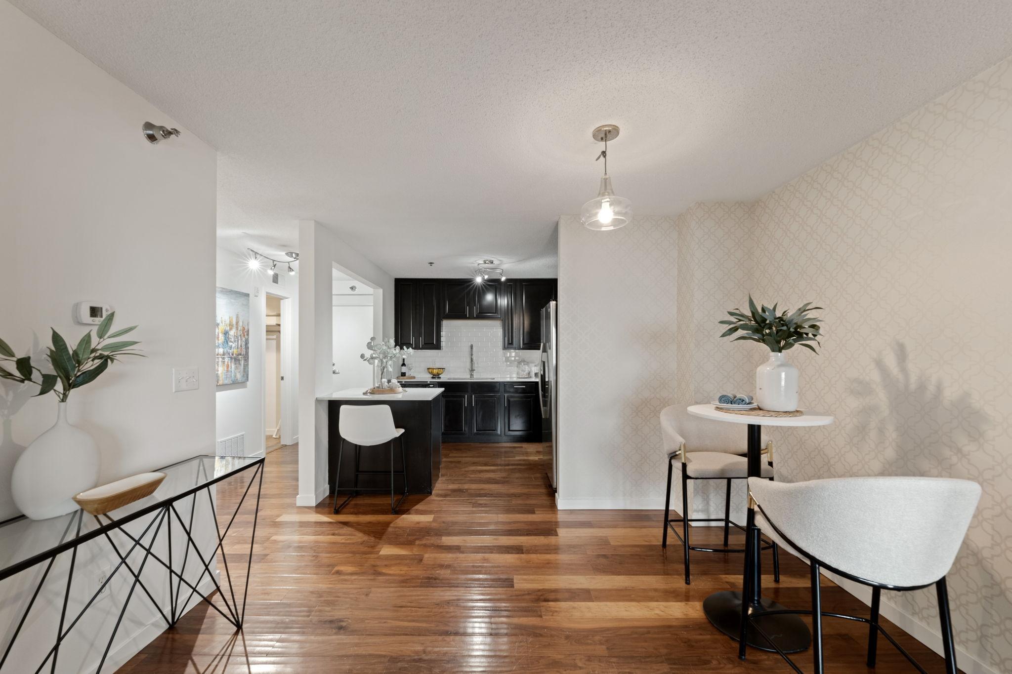 48 Groveland Terrace Unit: B307