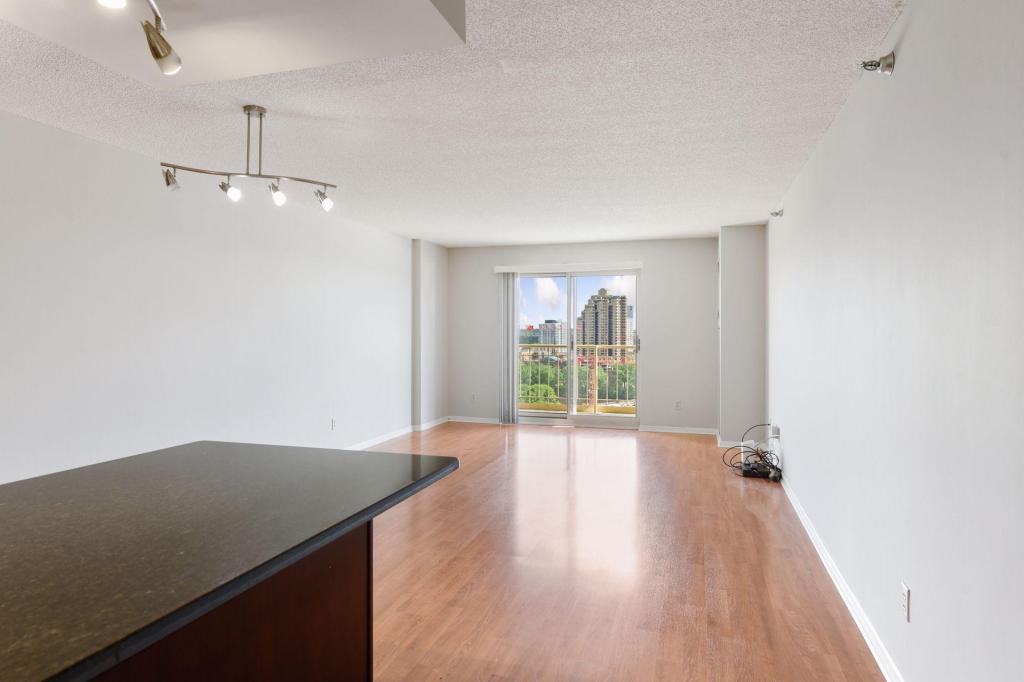 401 S 1st Street Unit: 1705