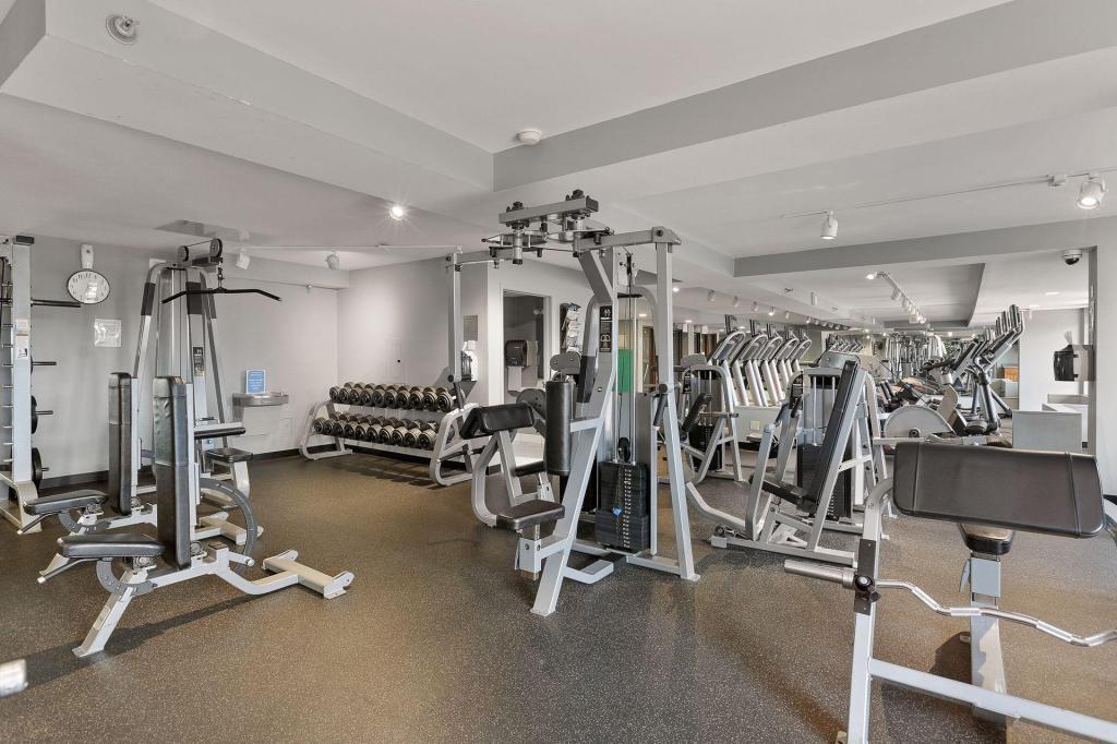 401 S 1st Street Unit: 1705