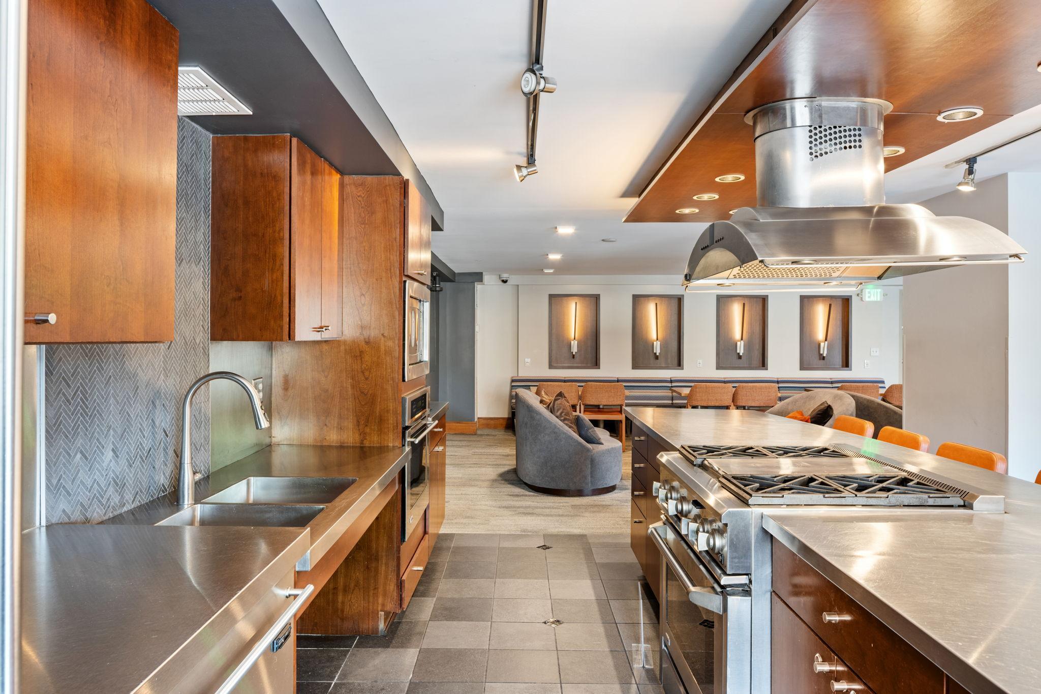 401 S 1st Street Unit: 213