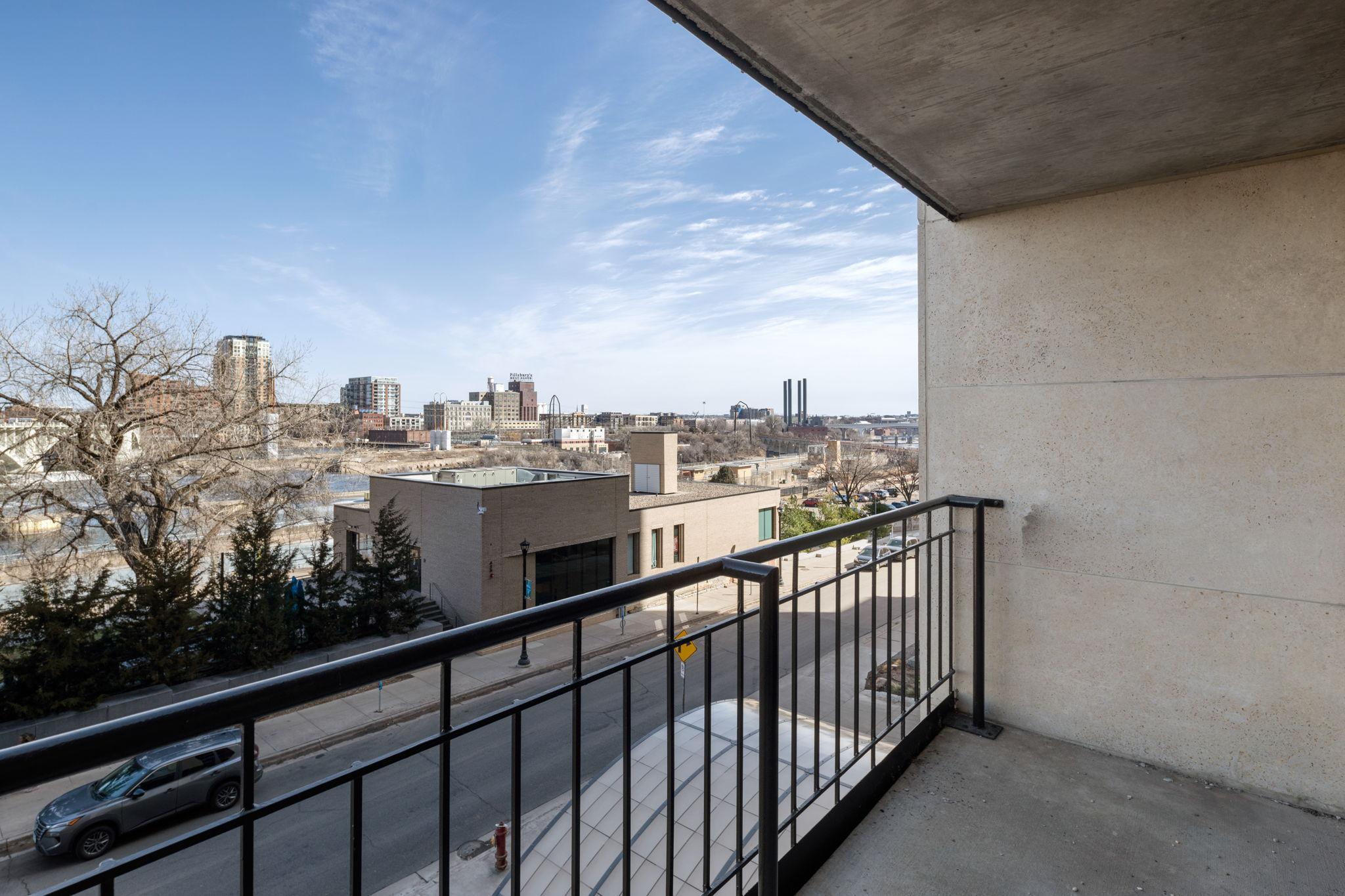 401 S 1st Street Unit: 213