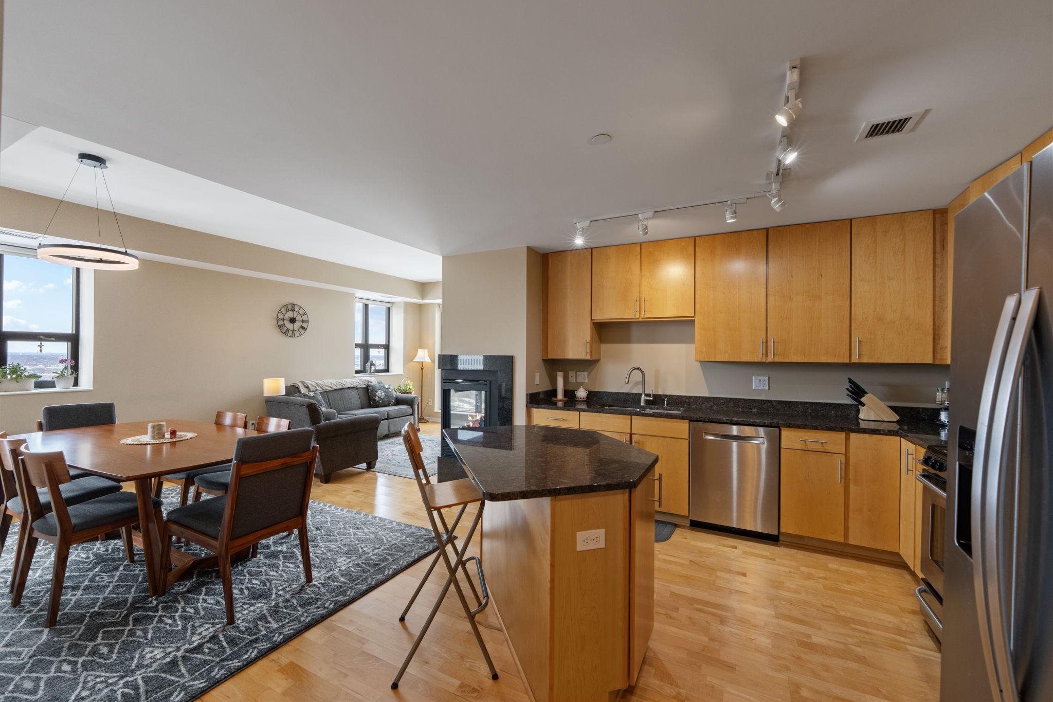 100 3rd Avenue S Unit: 2604
