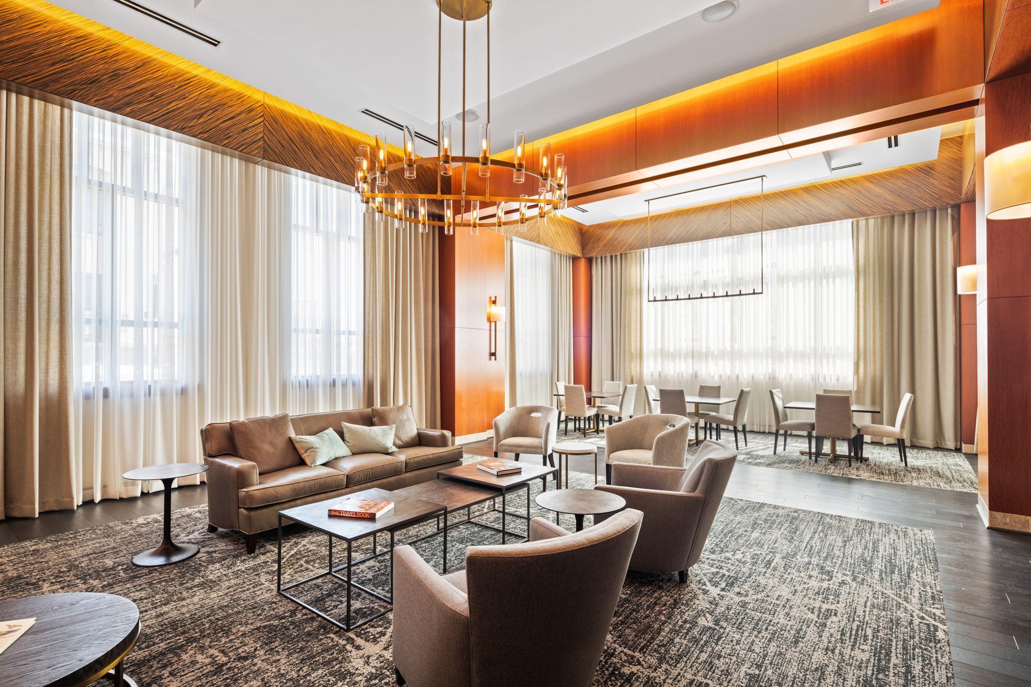 100 3rd Avenue S Unit: 2604