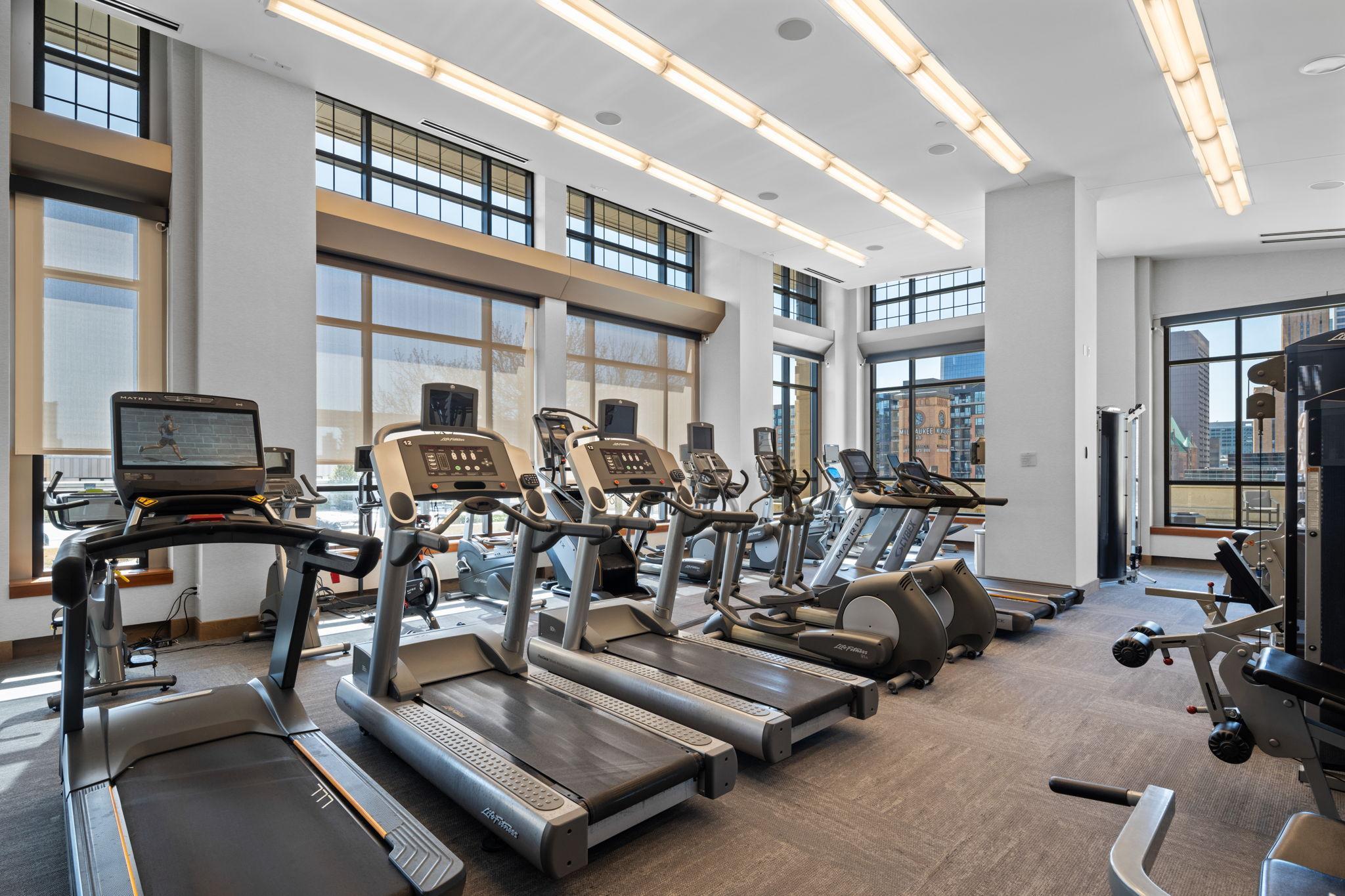 100 3rd Avenue S Unit: 2604