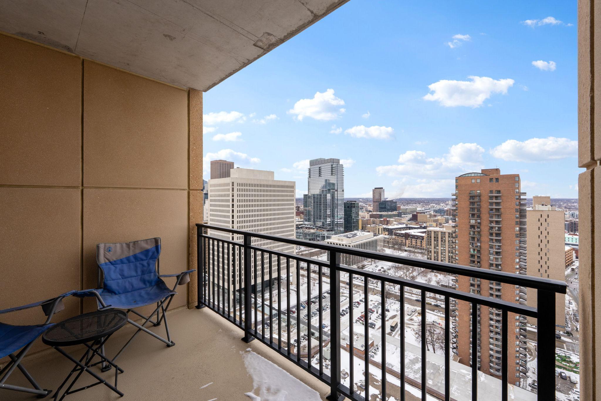 100 3rd Avenue S Unit: 2604