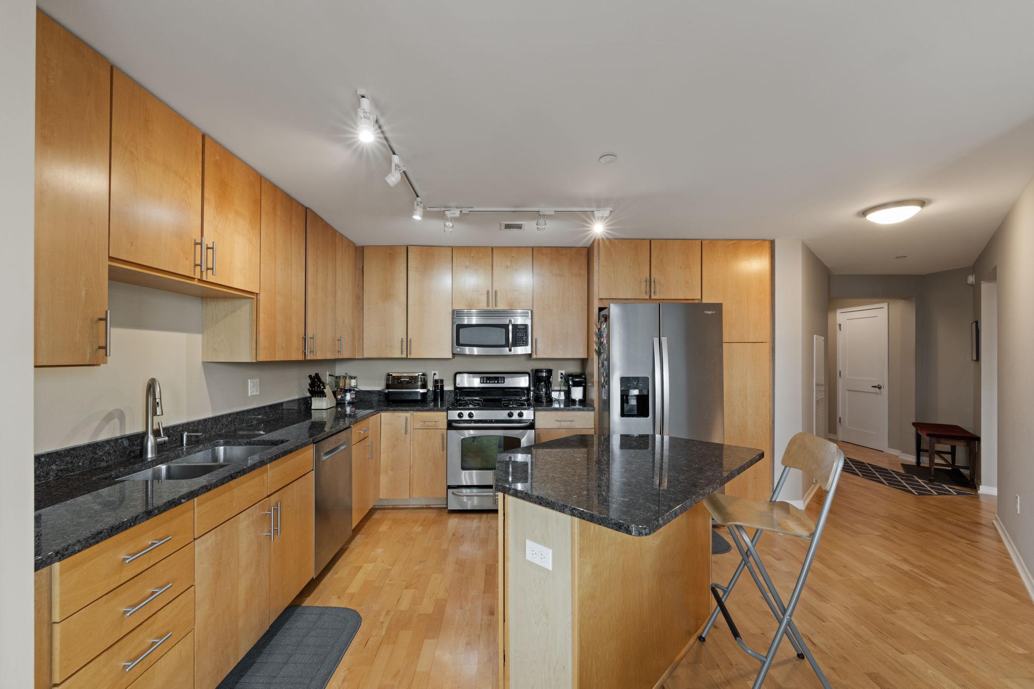 100 3rd Avenue S Unit: 2604