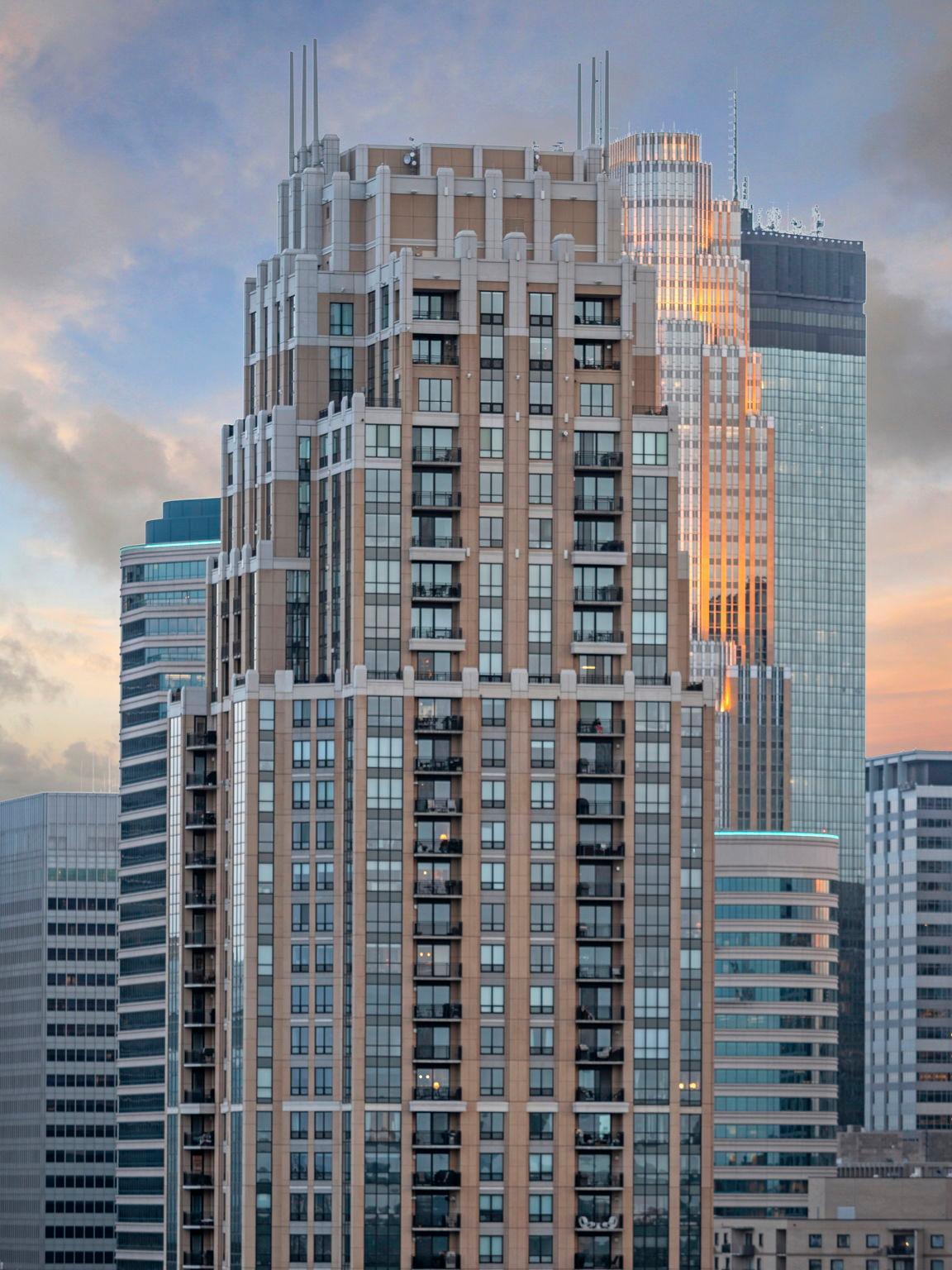 100 3rd Avenue S Unit: 2604