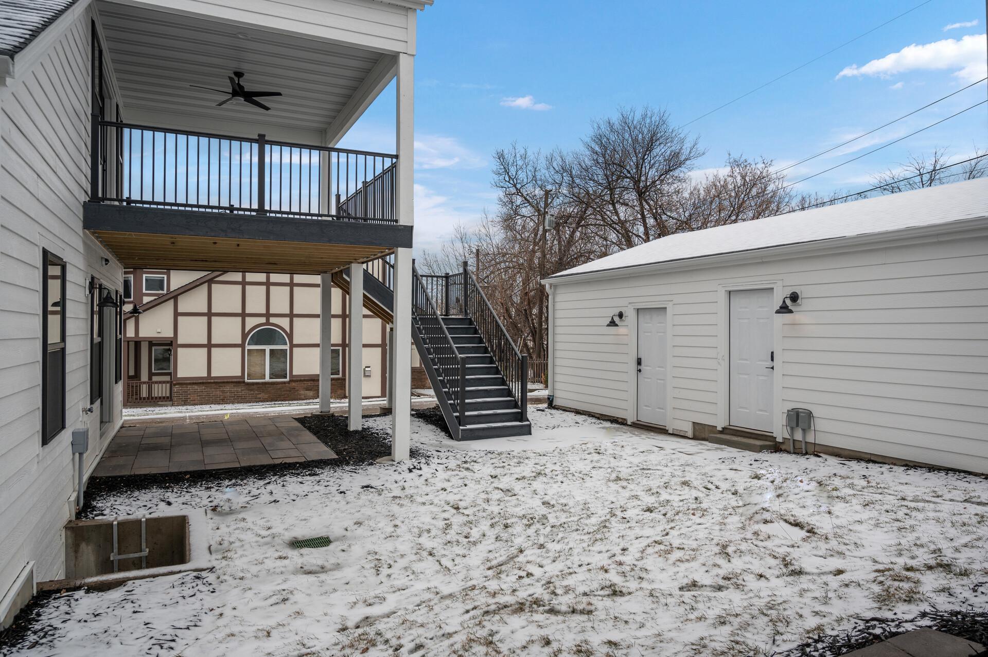 1820 Mckinley Street NE