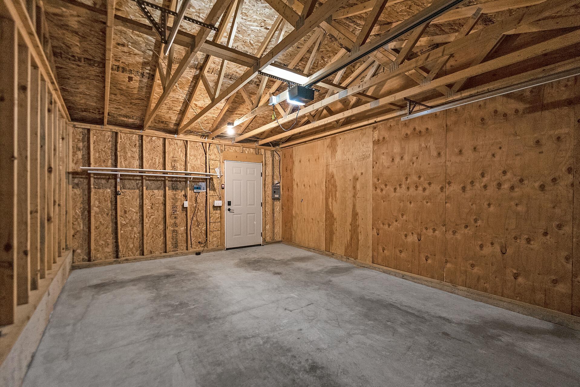 1820 Mckinley Street NE