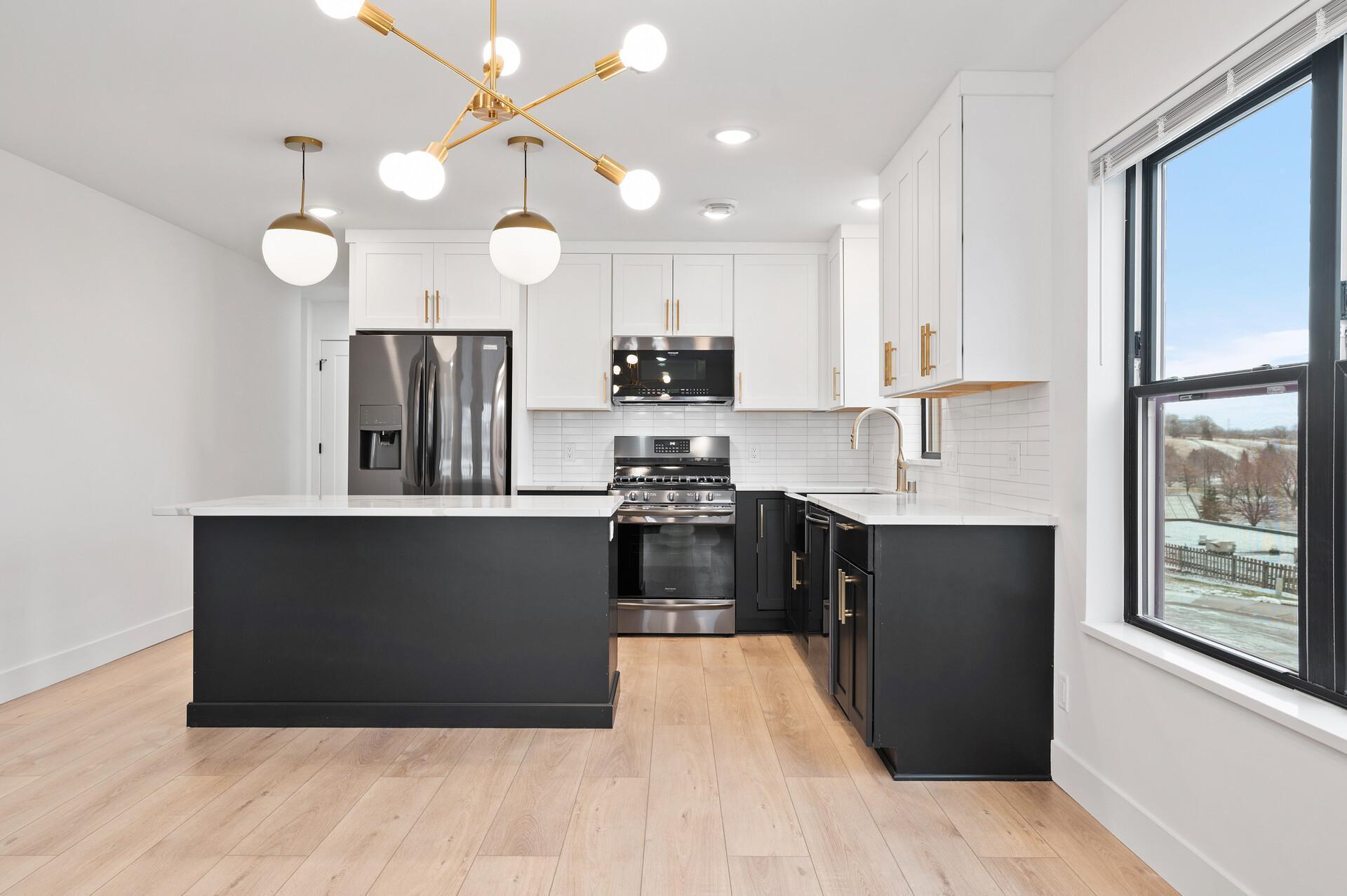 1820 Mckinley Street NE