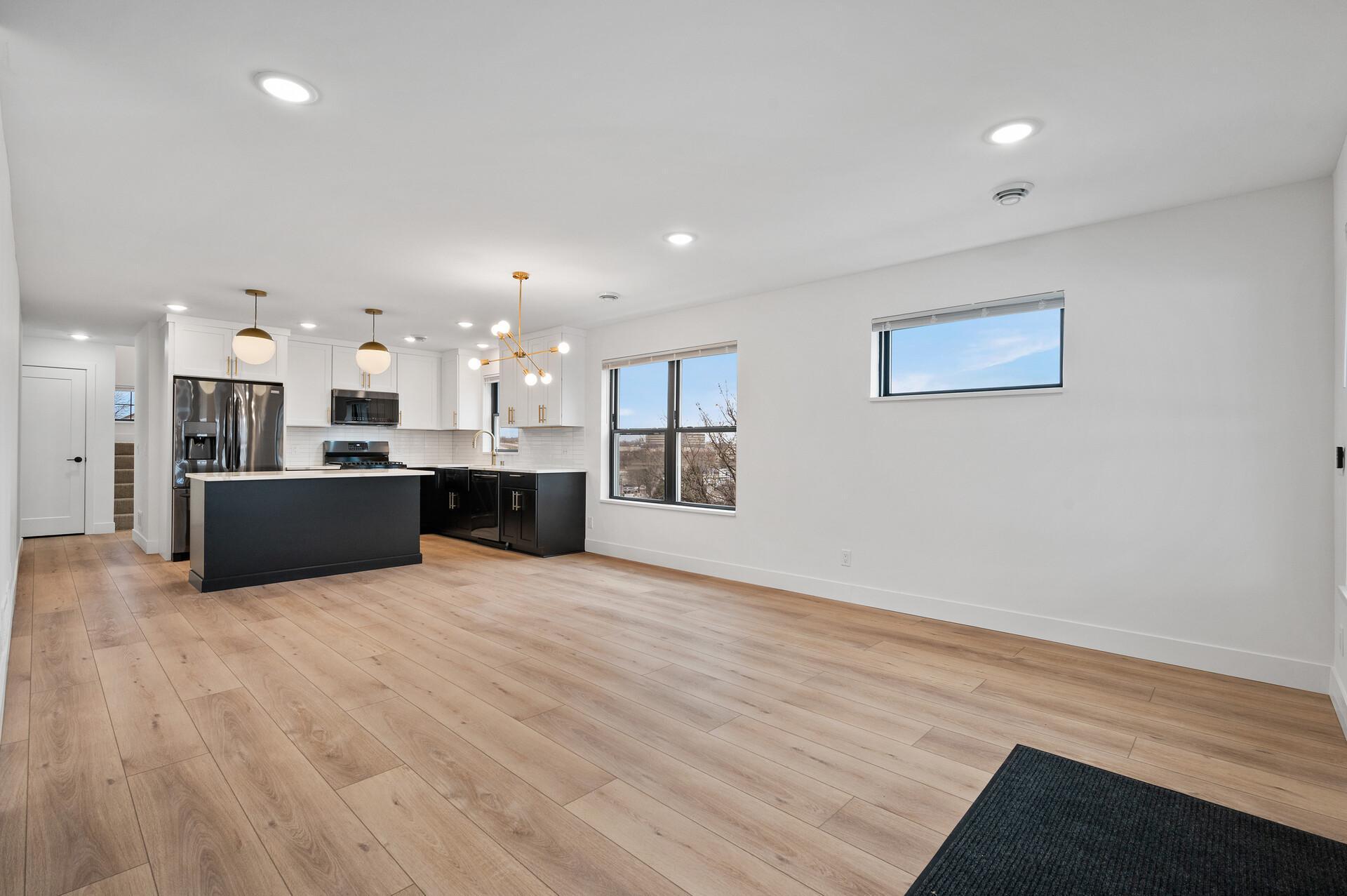 1820 Mckinley Street NE