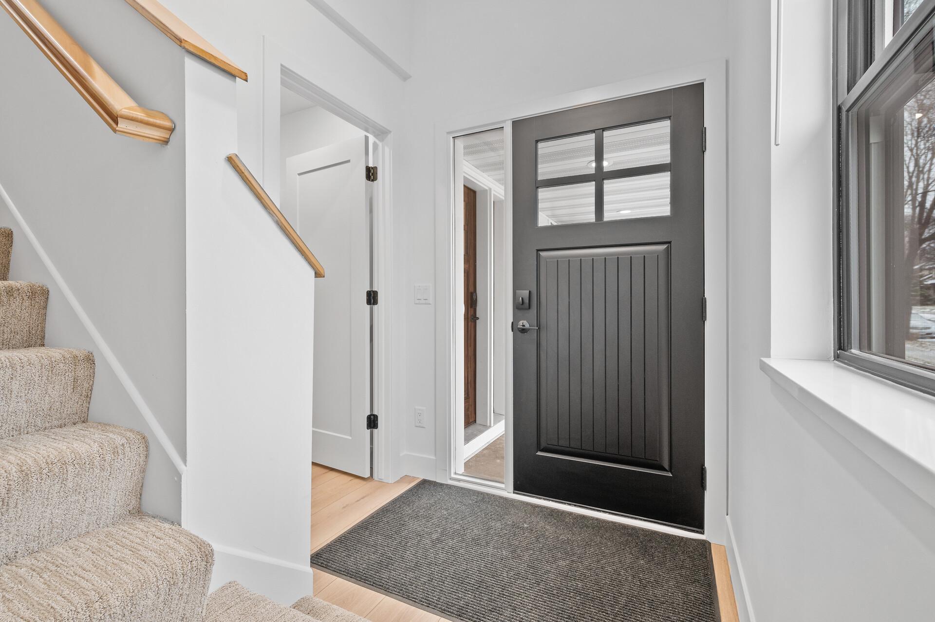 1820 Mckinley Street NE